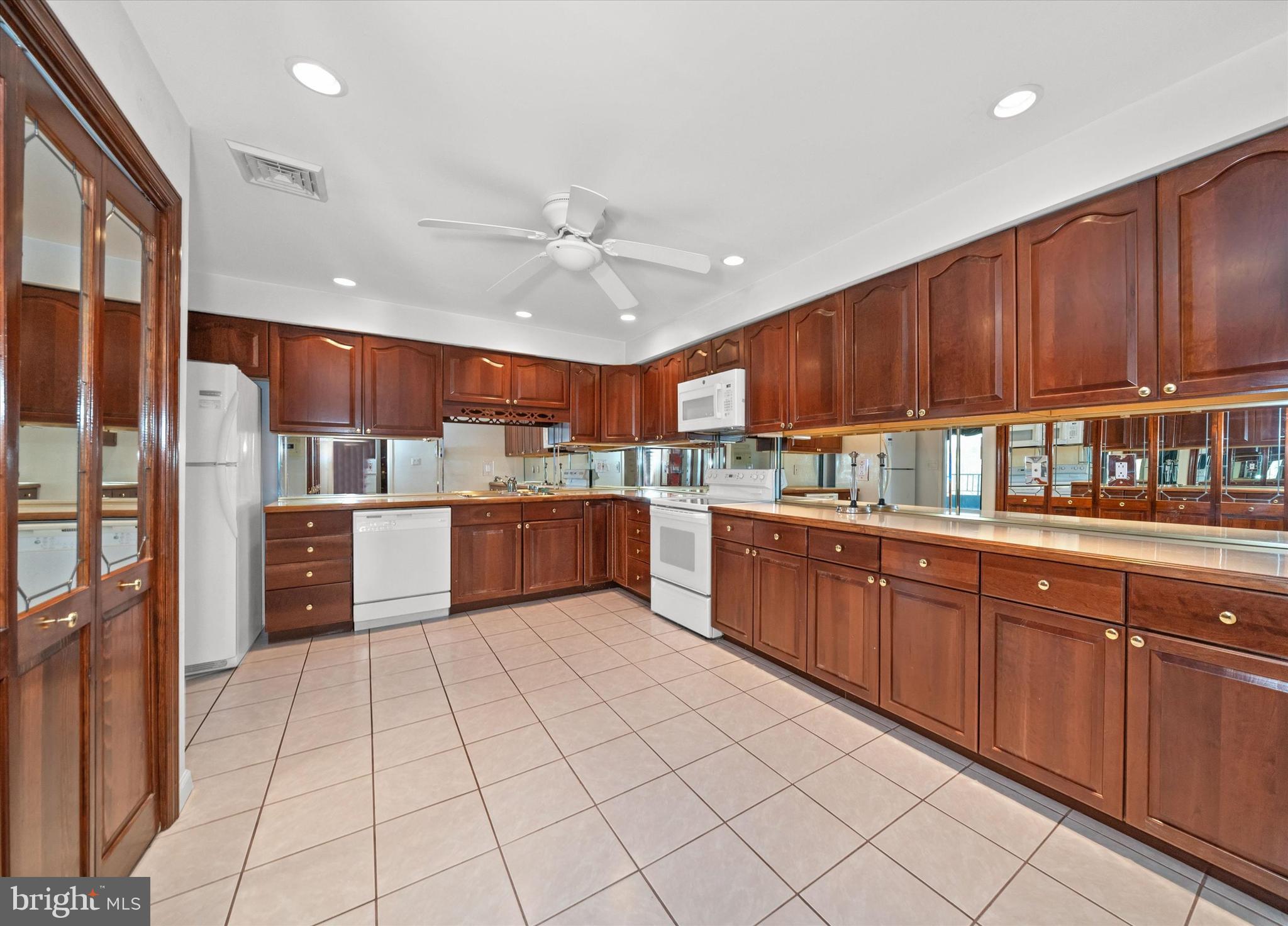 COFFEE RUN - Residential