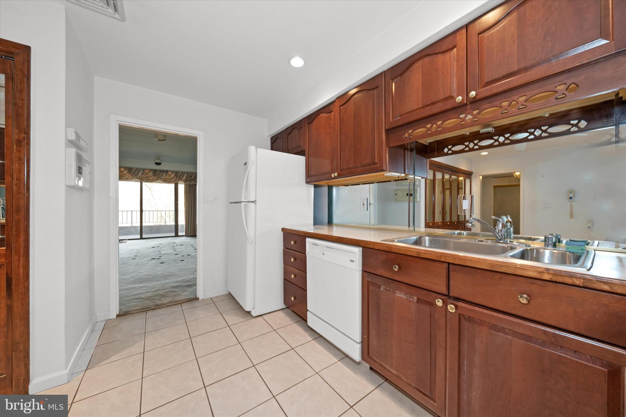 COFFEE RUN - Residential