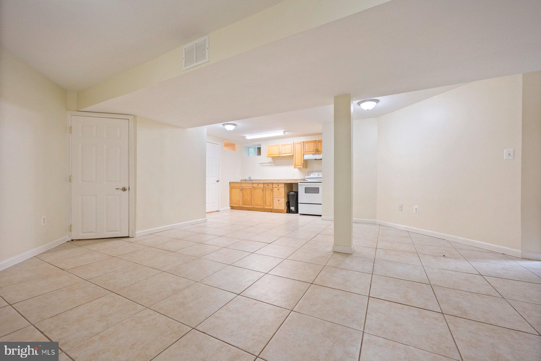 CHALFONTE MANOR - Residential