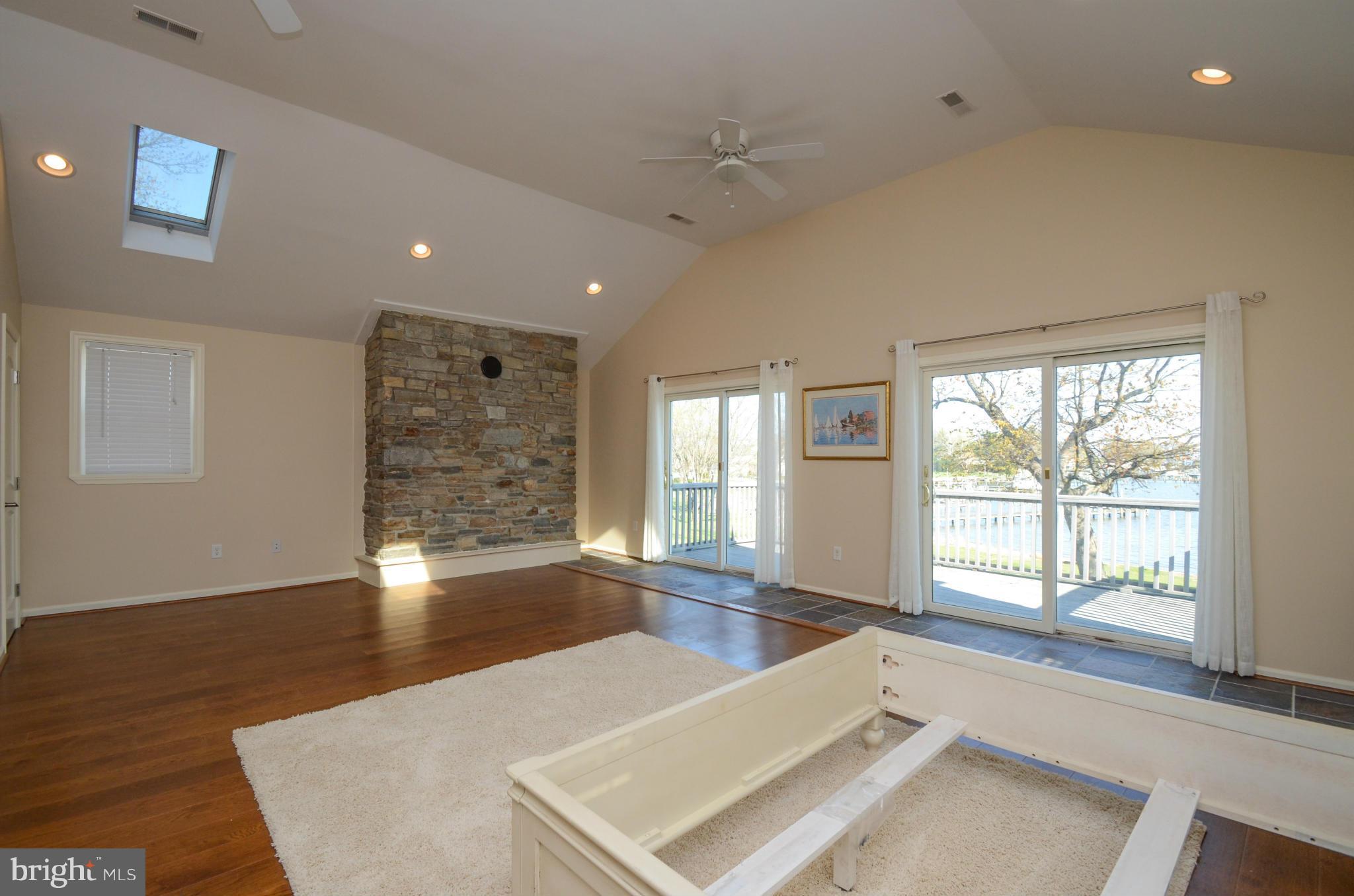 LONG BEACH ESTATES - Residential