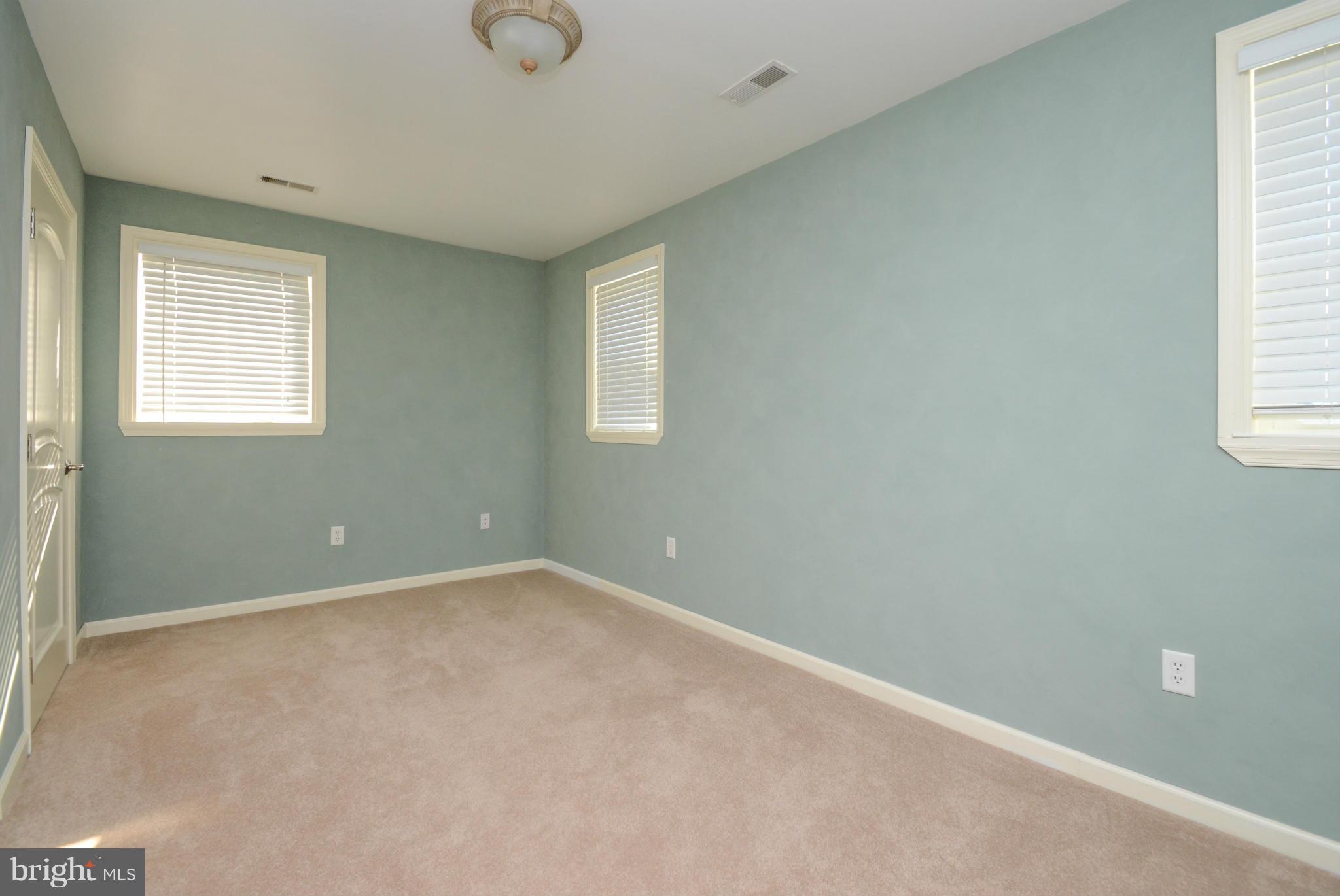 LONG BEACH ESTATES - Residential