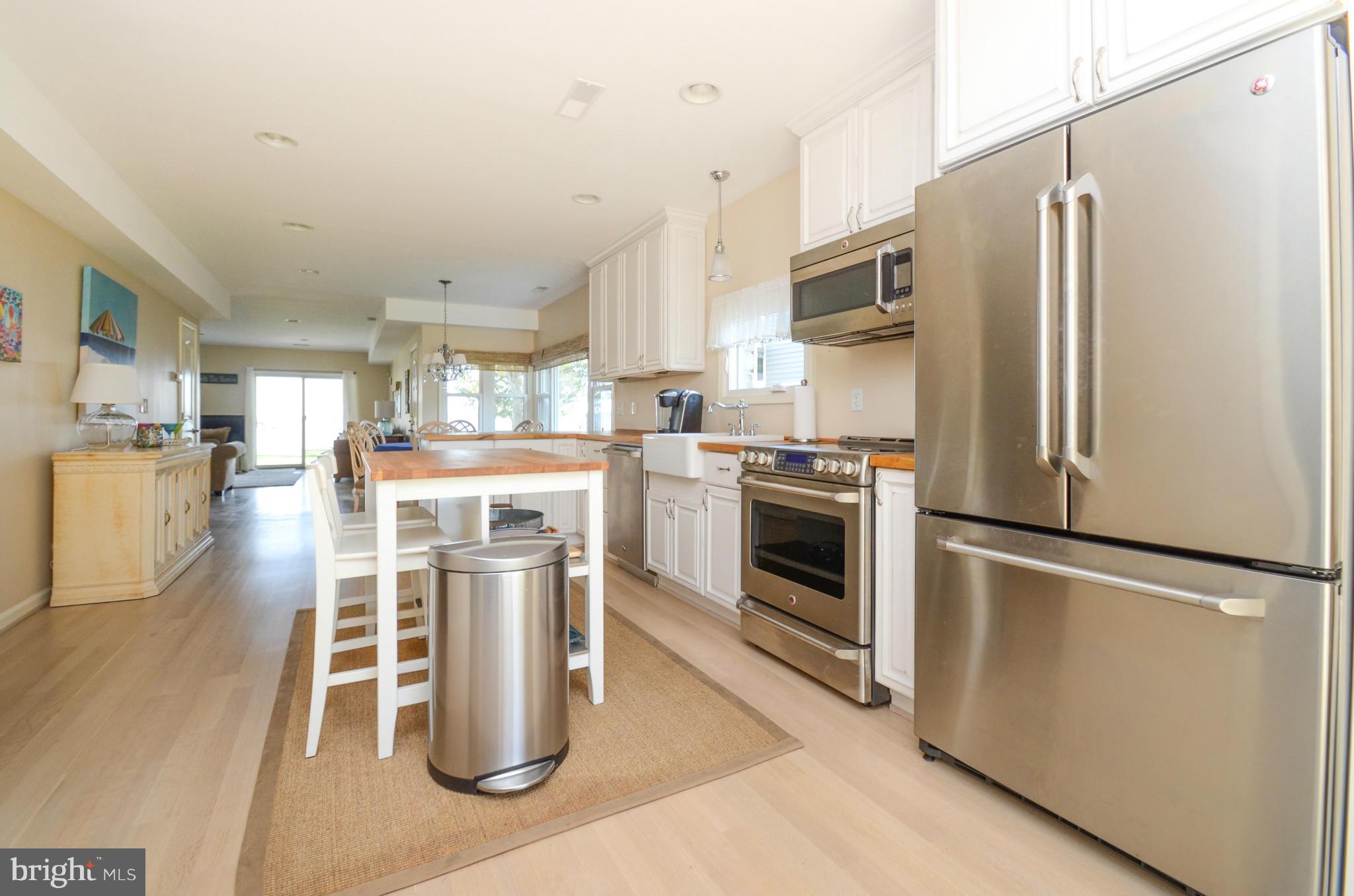 LONG BEACH ESTATES - Residential