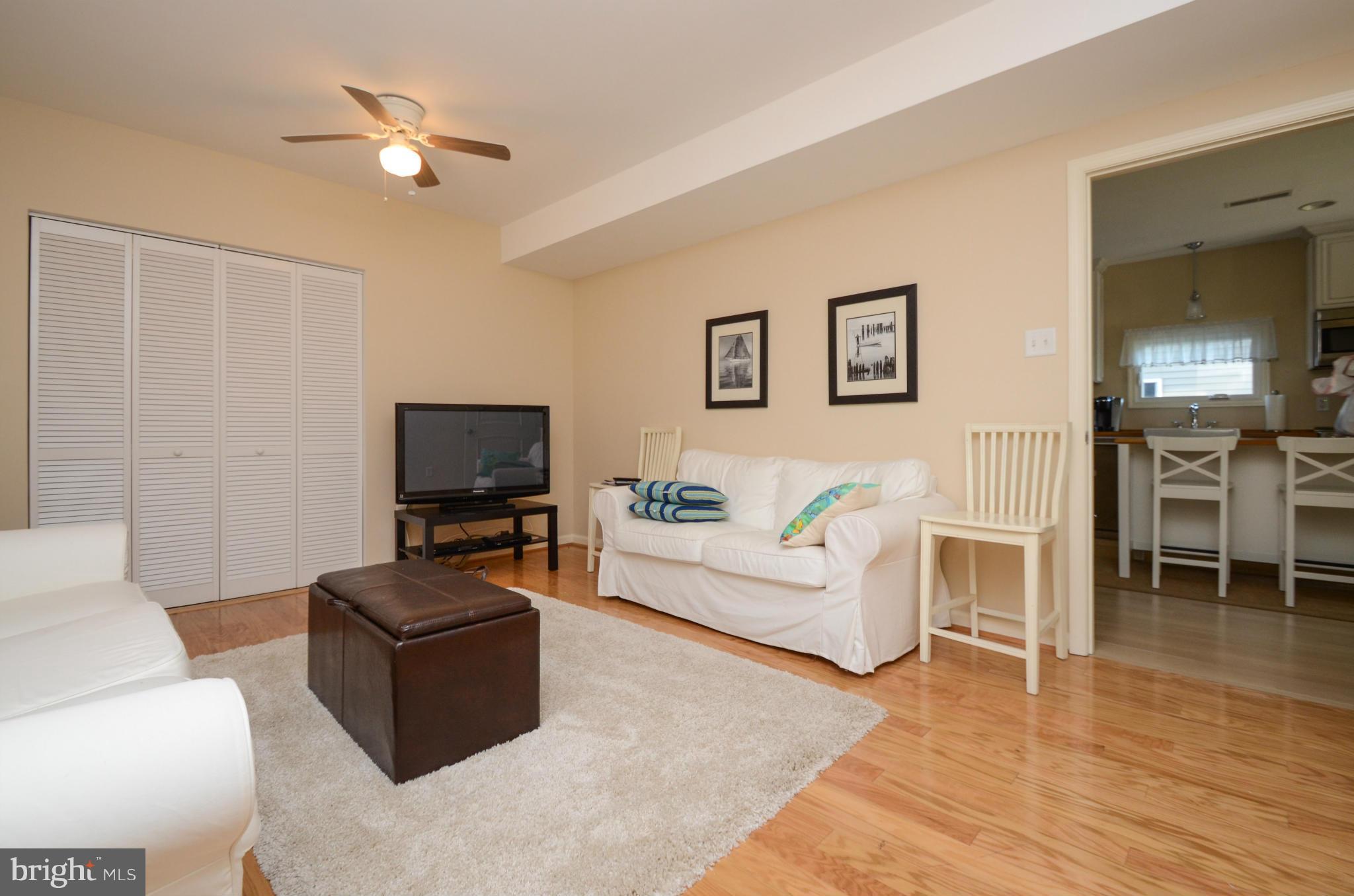 LONG BEACH ESTATES - Residential