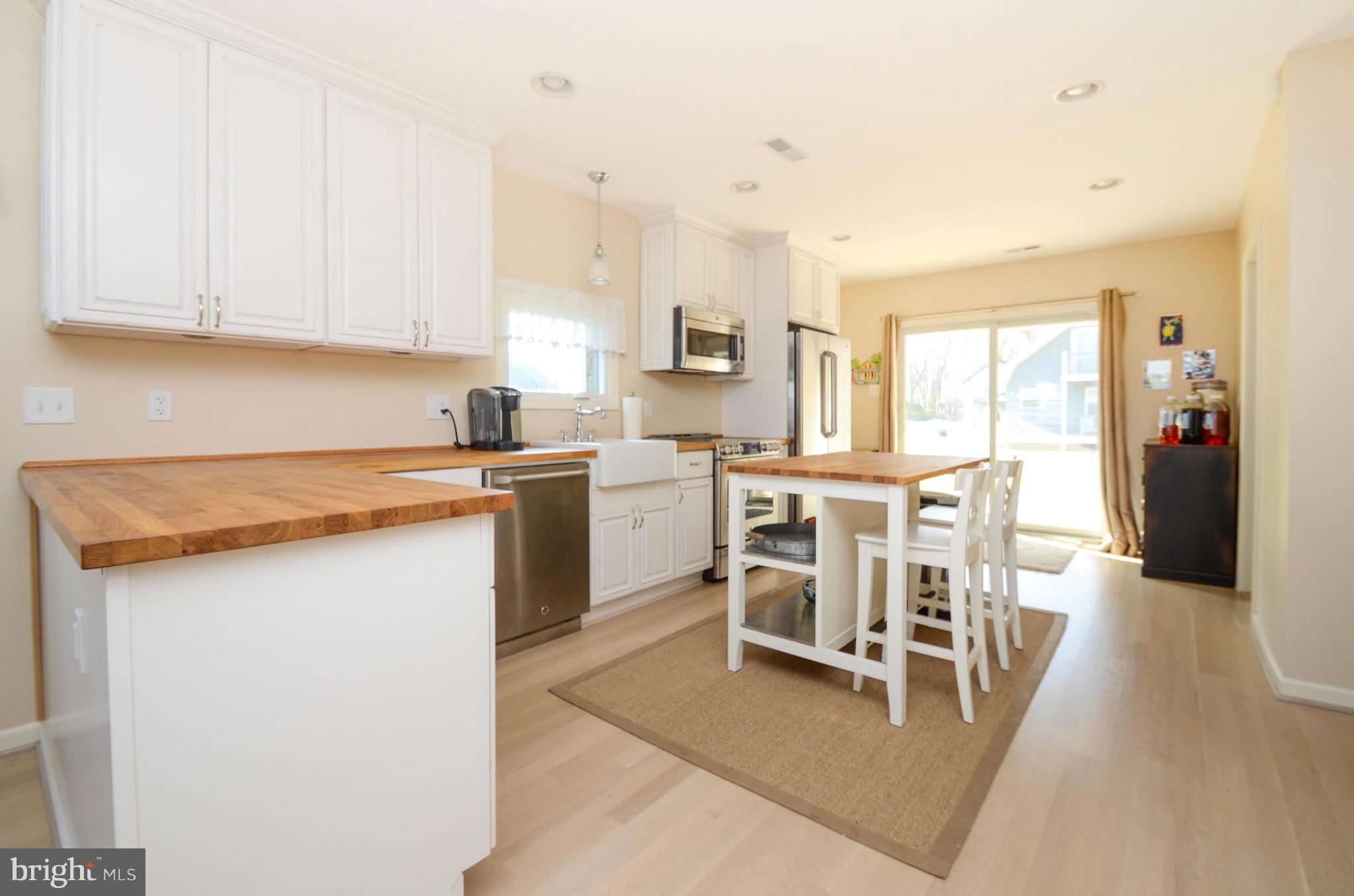 LONG BEACH ESTATES - Residential