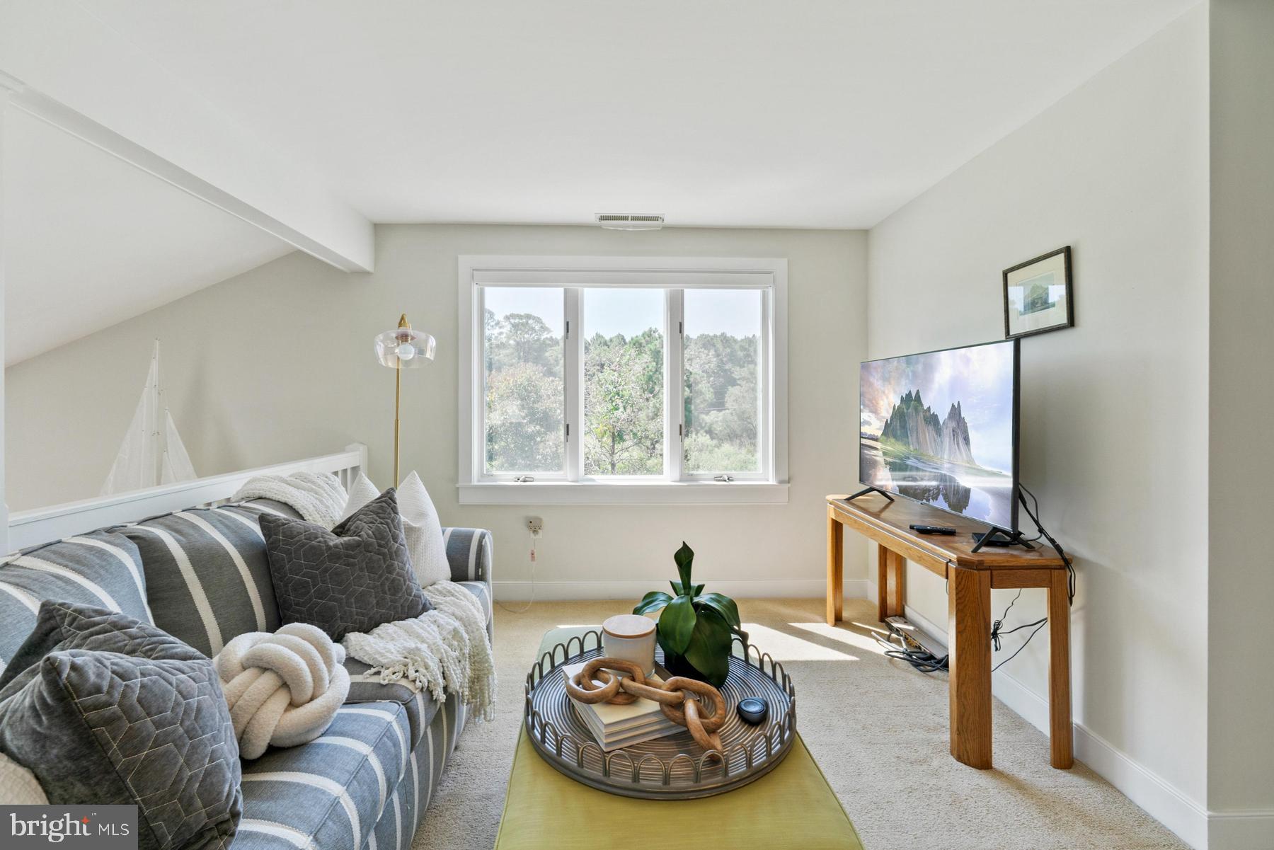 CHURCH NECK - Residential