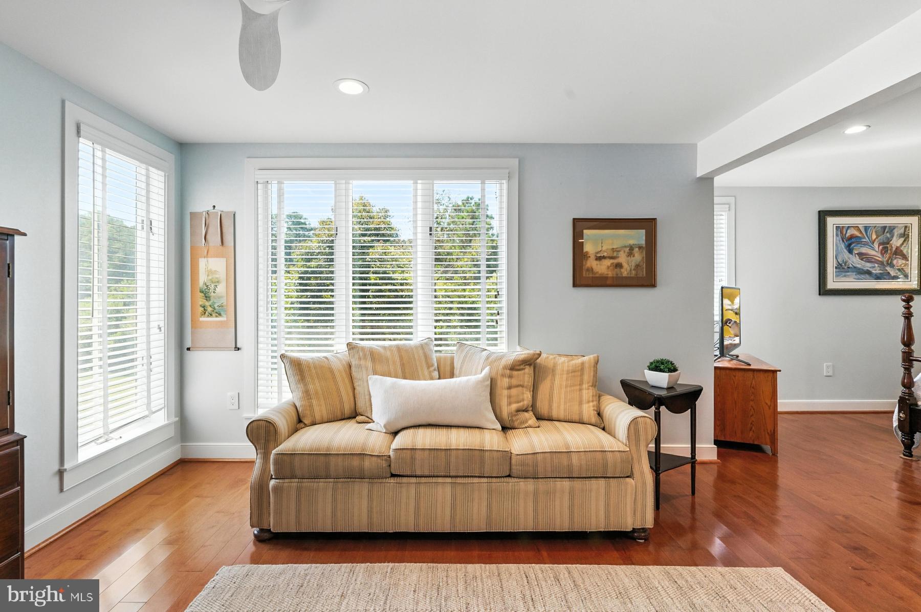 CHURCH NECK - Residential