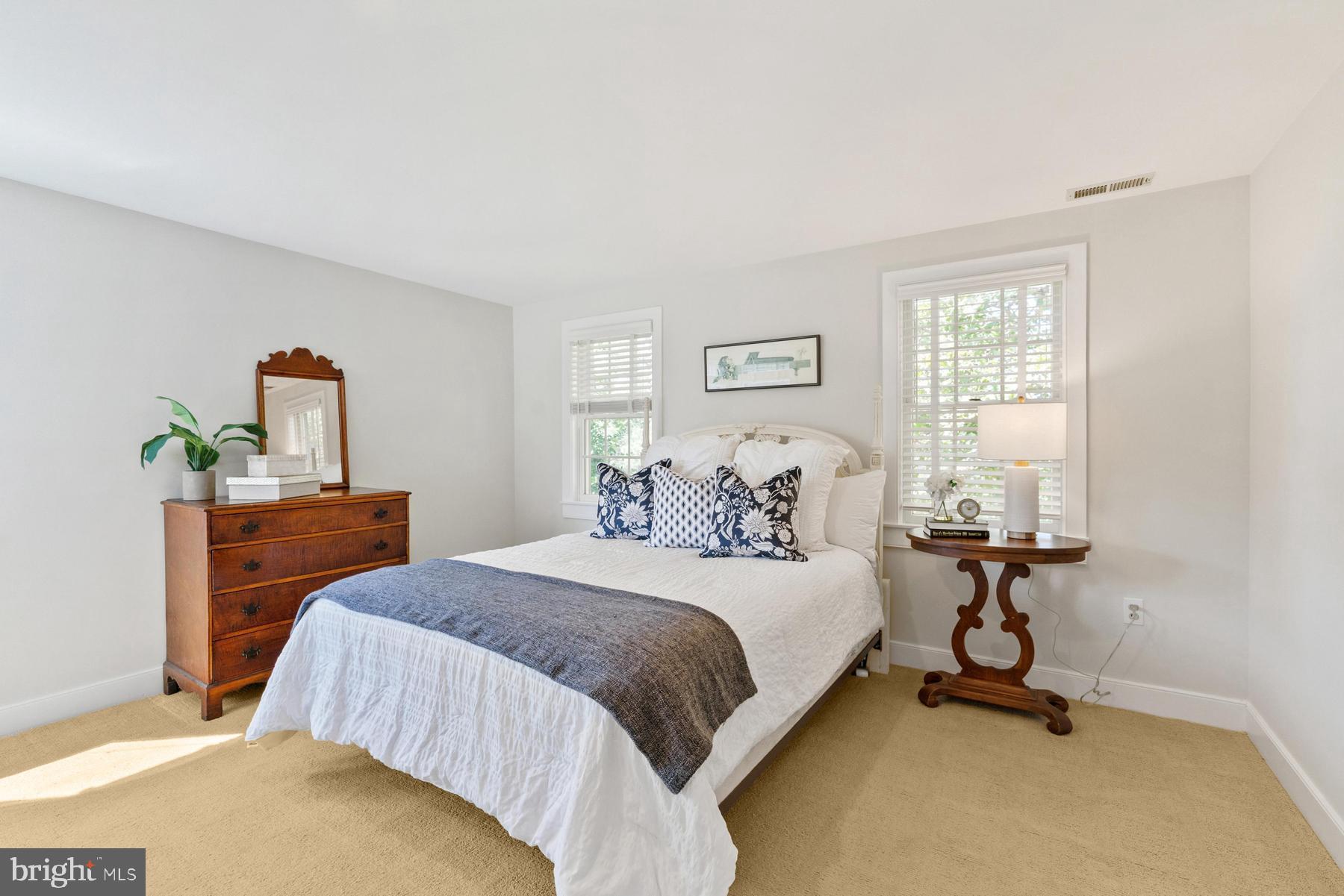 CHURCH NECK - Residential