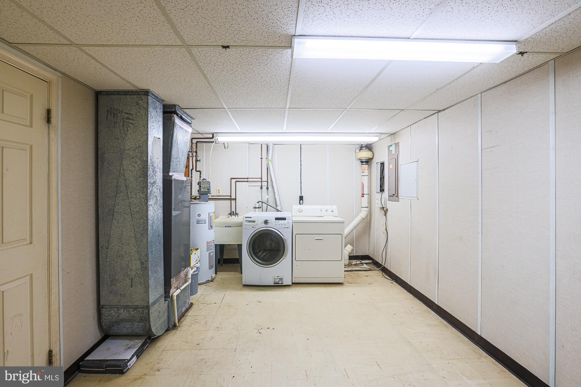 GARRISON WOODS - Residential