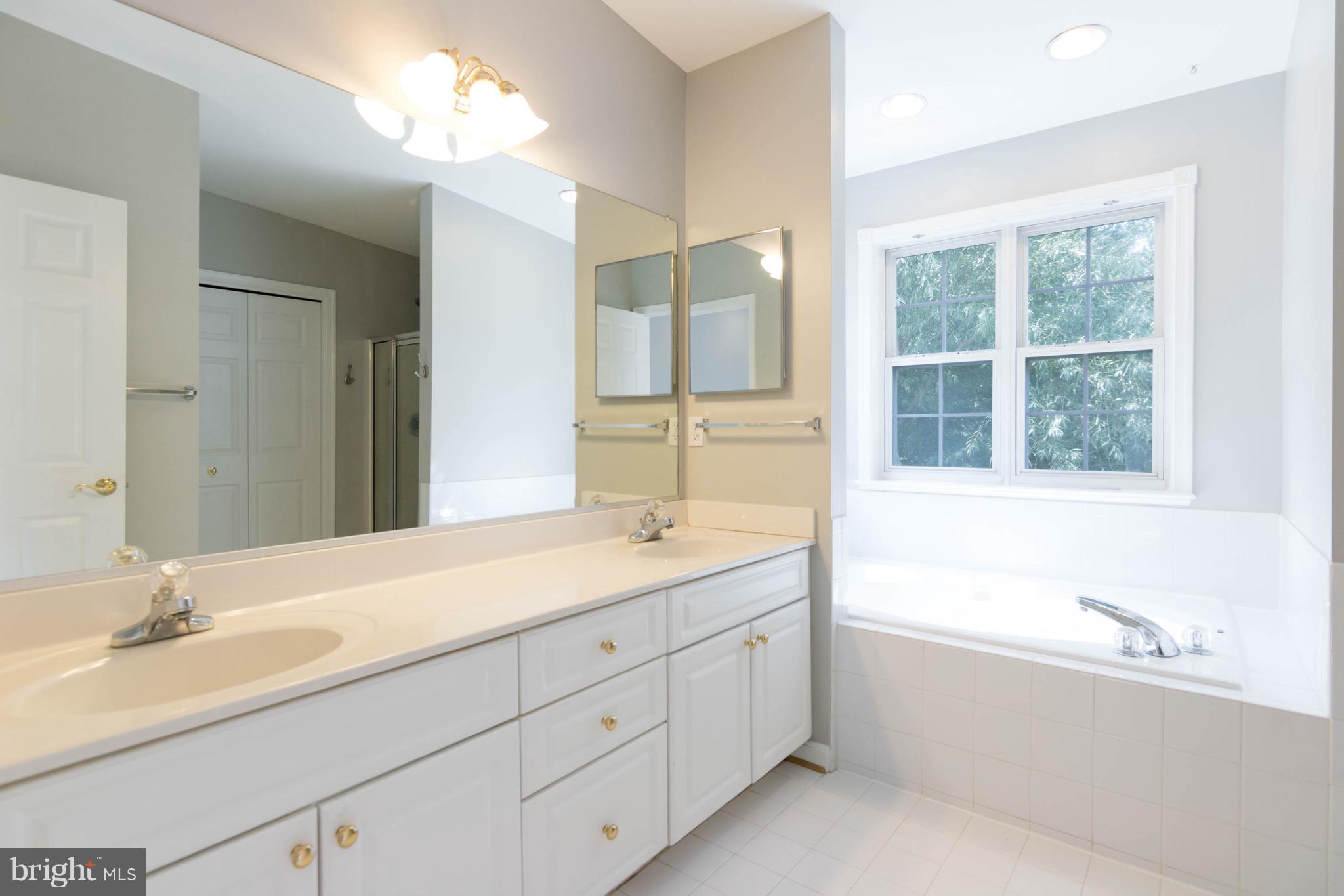 SABRINA PARK - Residential