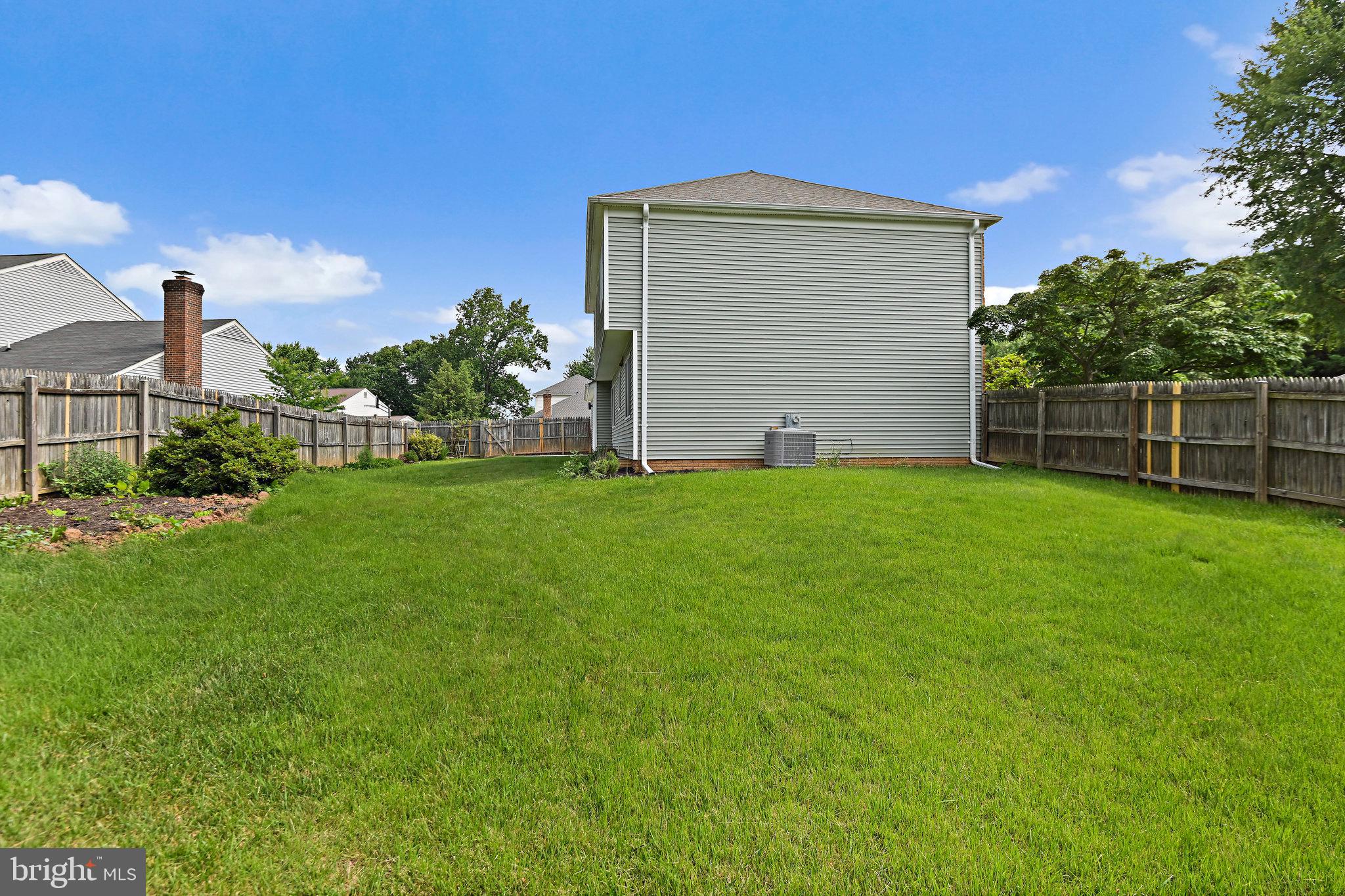 SILENTREE OF TYSONS - Residential