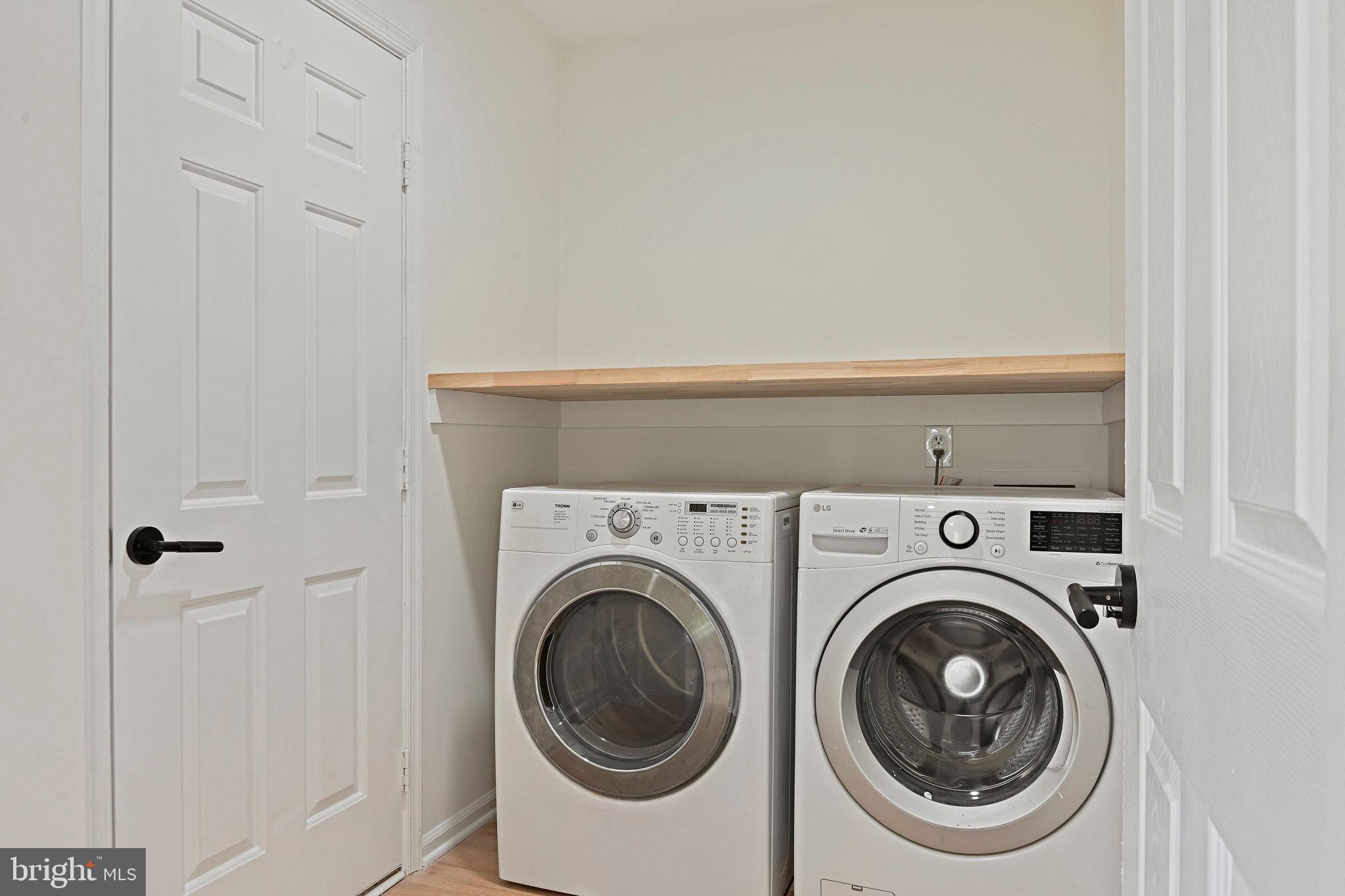 SILENTREE OF TYSONS - Residential