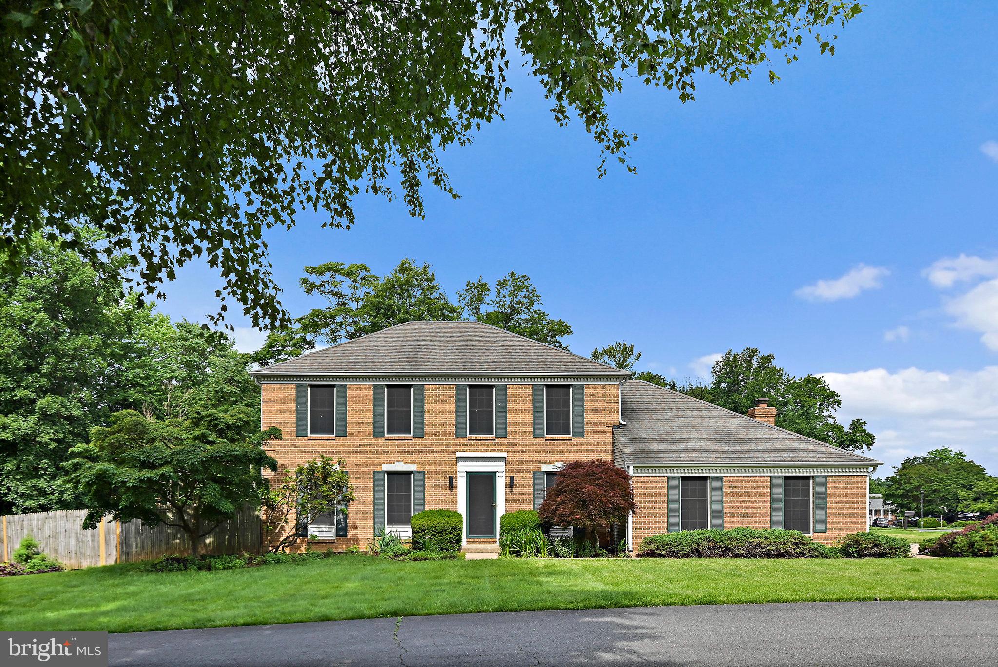 2144 SILENTREE DRIVE
