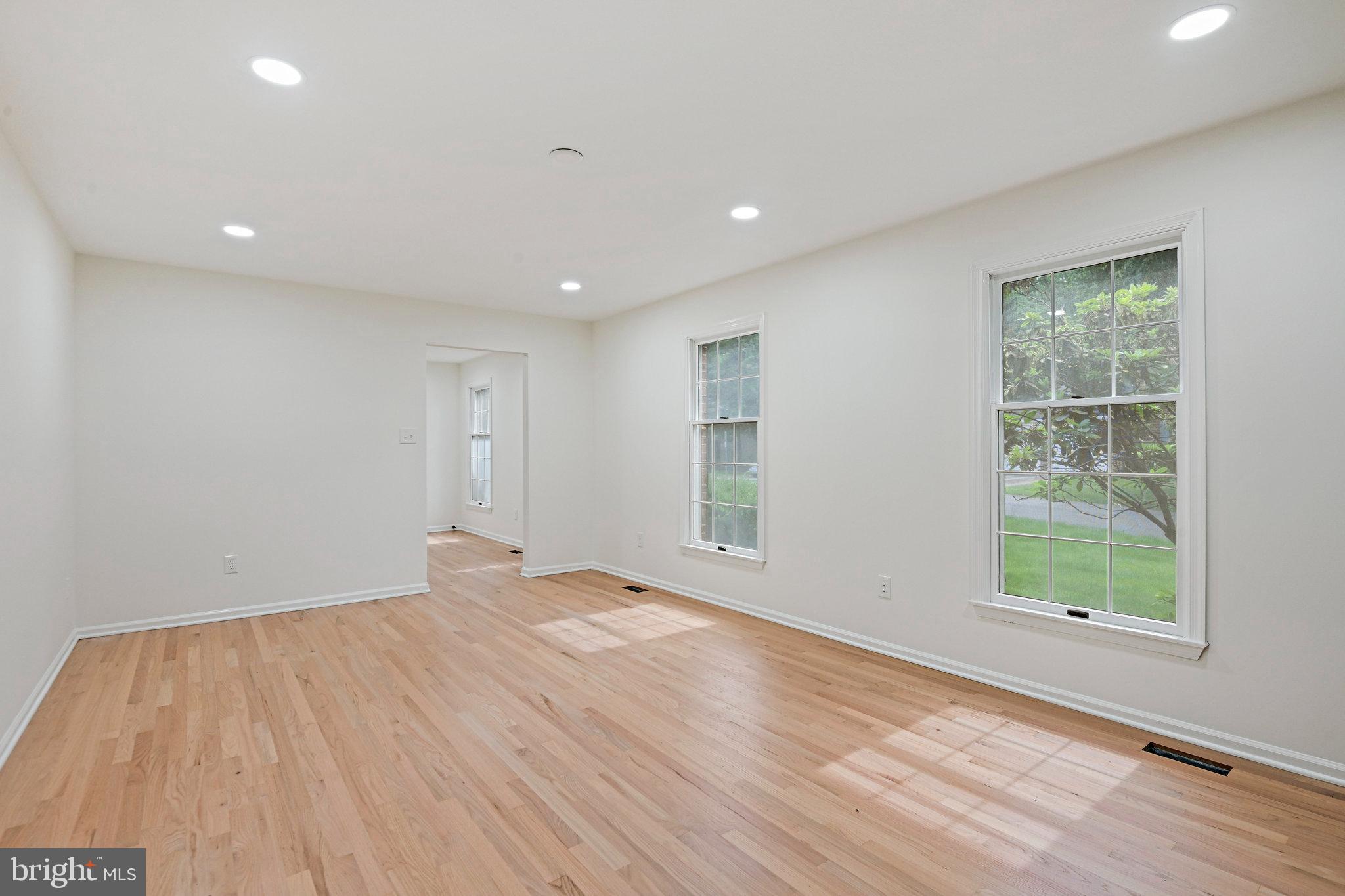 SILENTREE OF TYSONS - Residential