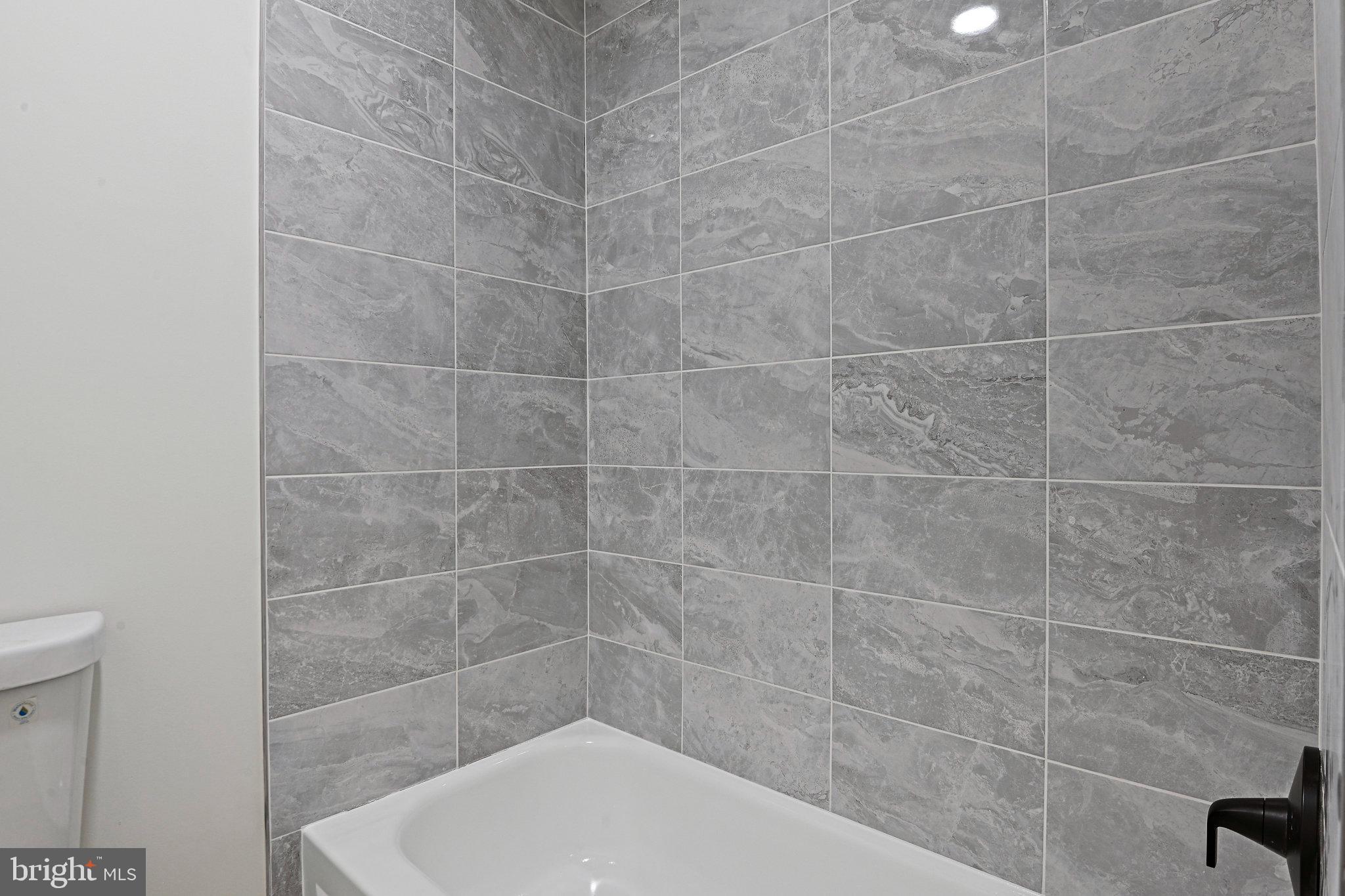 SILENTREE OF TYSONS - Residential