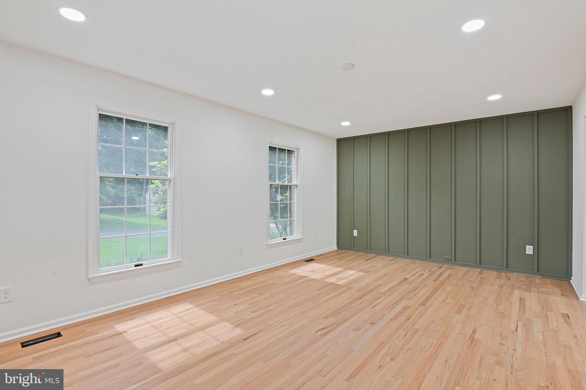 SILENTREE OF TYSONS - Residential