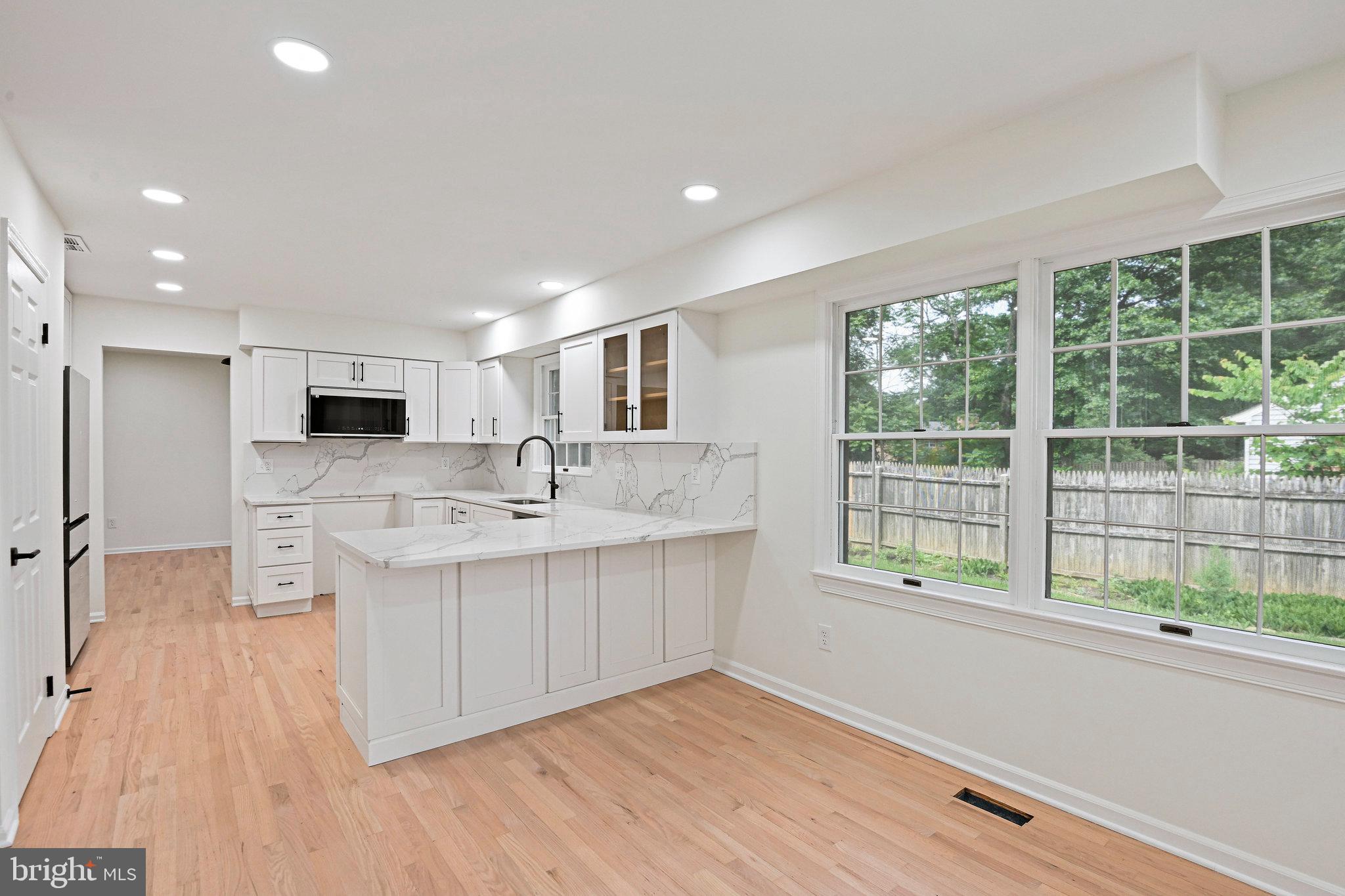 SILENTREE OF TYSONS - Residential