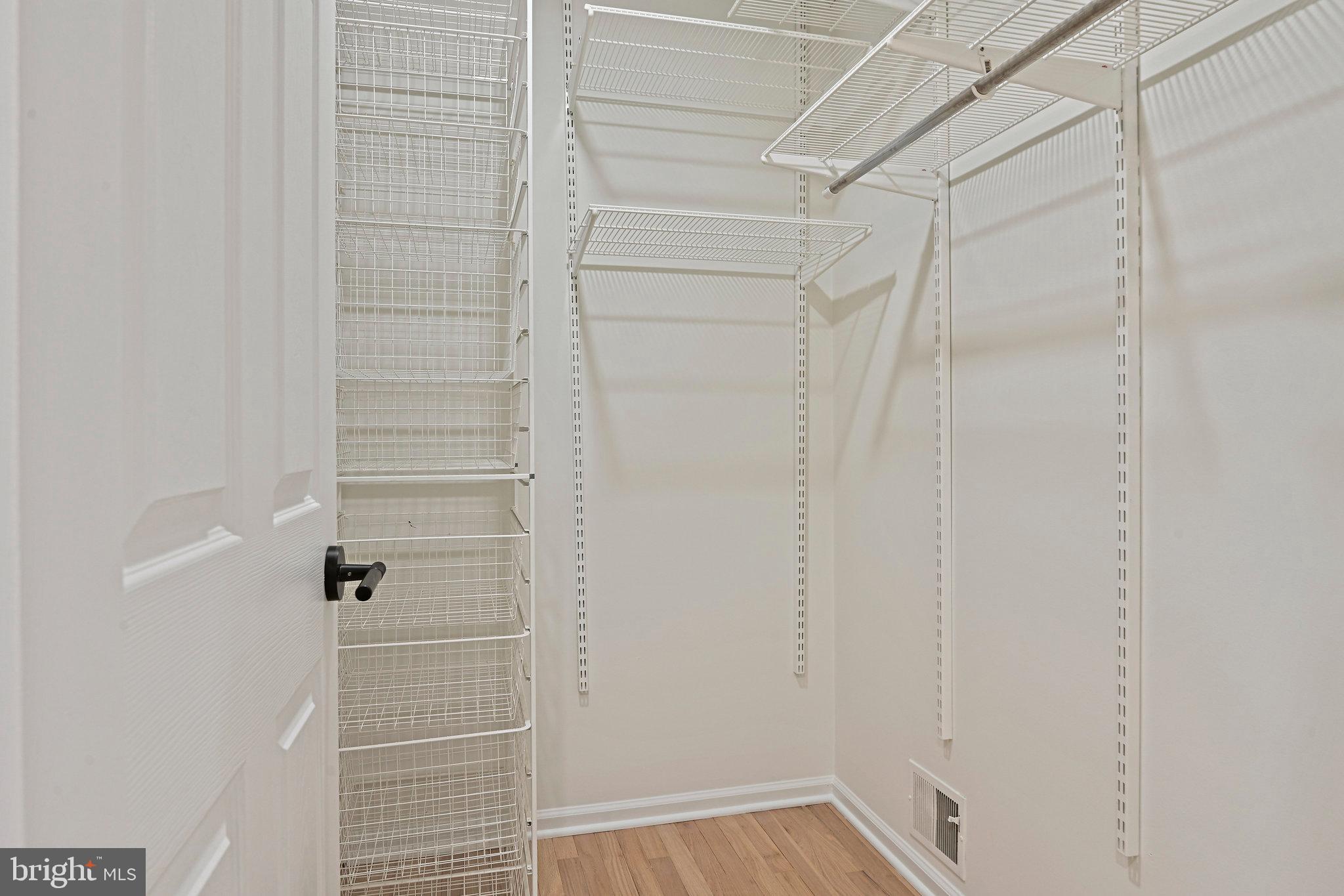 SILENTREE OF TYSONS - Residential