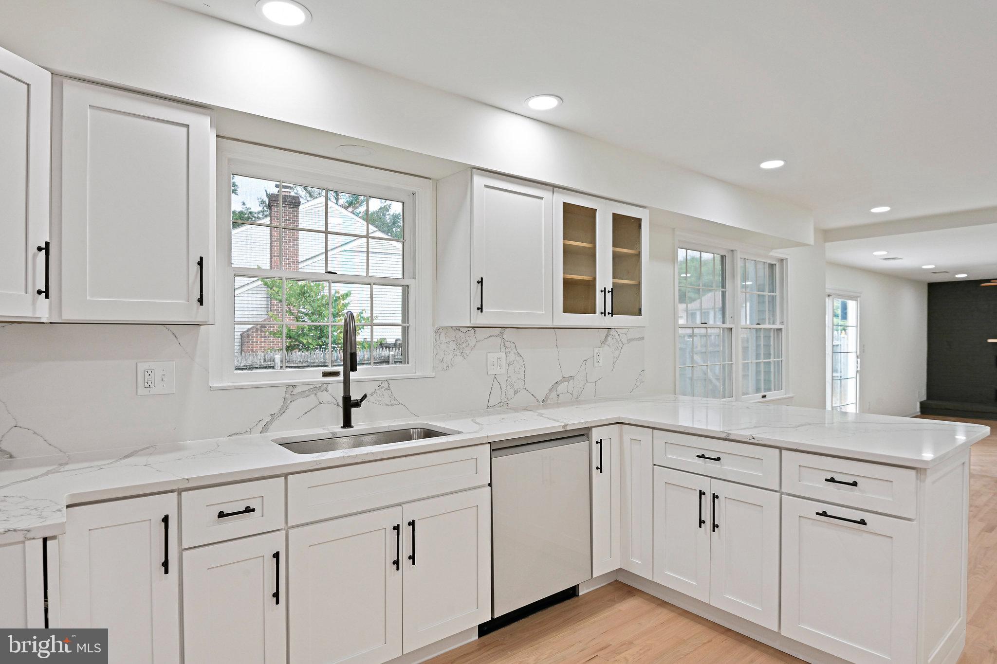 SILENTREE OF TYSONS - Residential