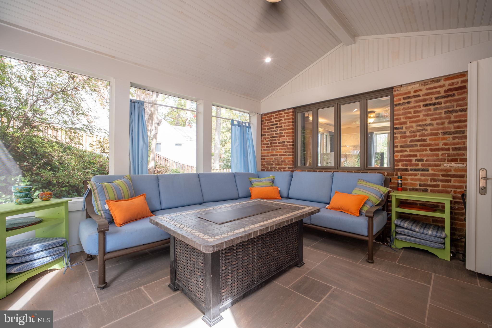 BELLEVUE FOREST - Residential Lease