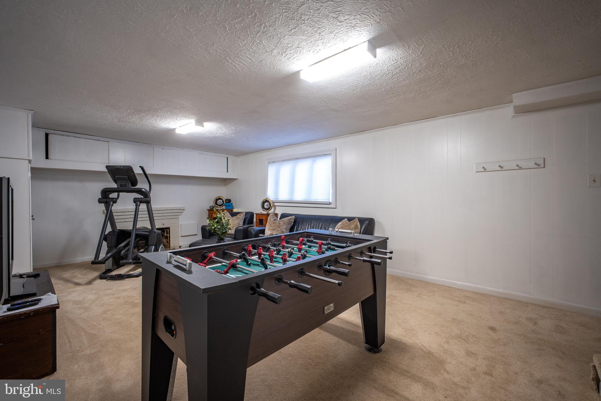 BELLEVUE FOREST - Residential Lease