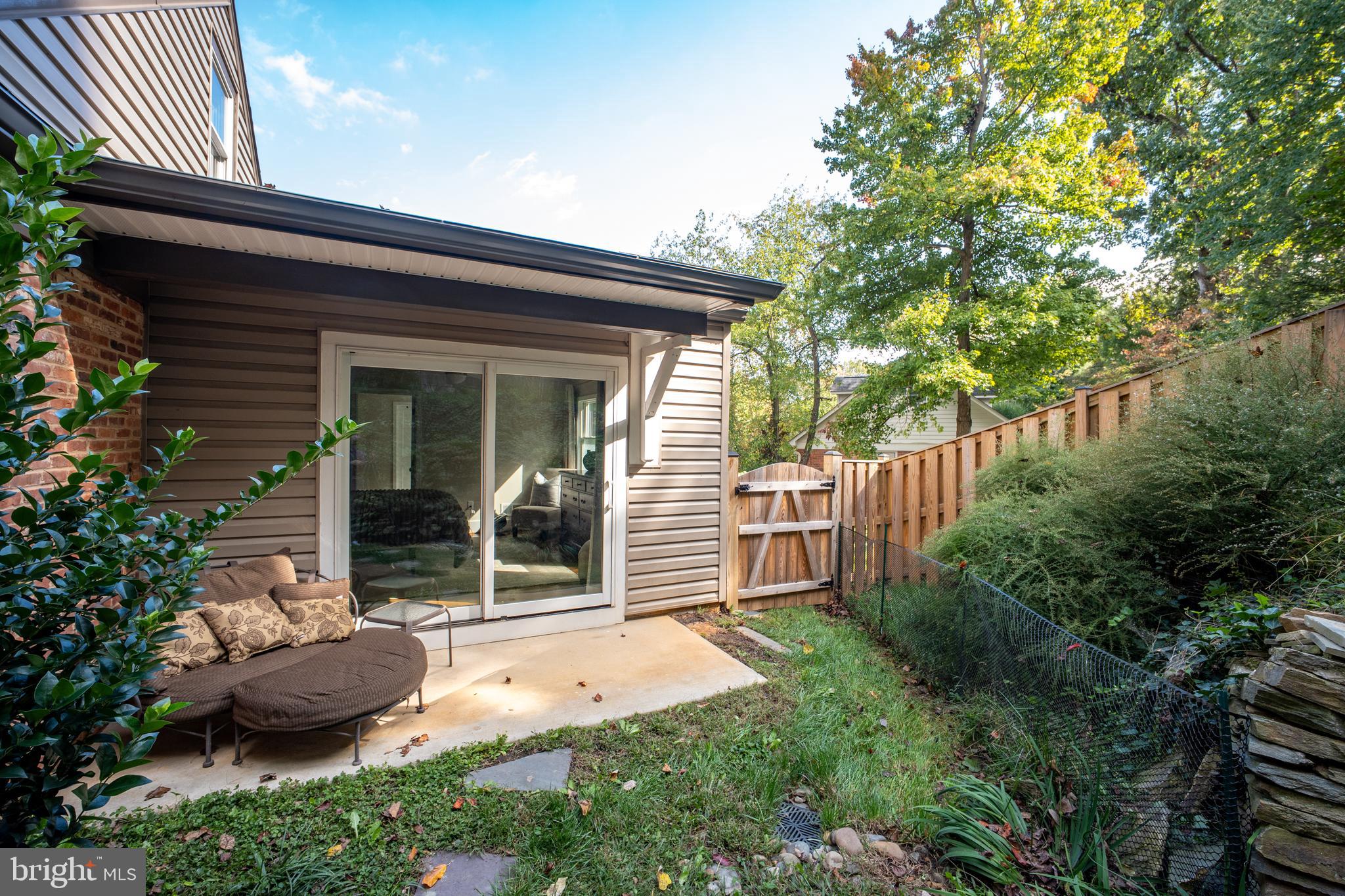 BELLEVUE FOREST - Residential Lease