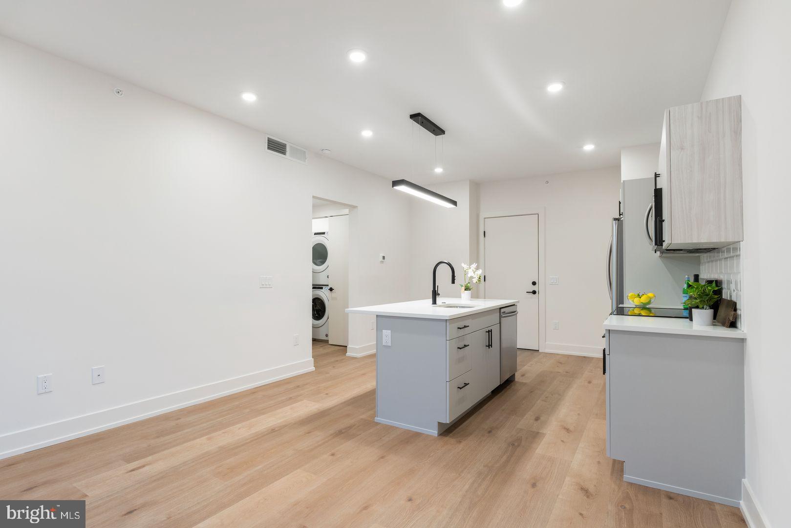 PASSYUNK SQUARE - Residential Lease