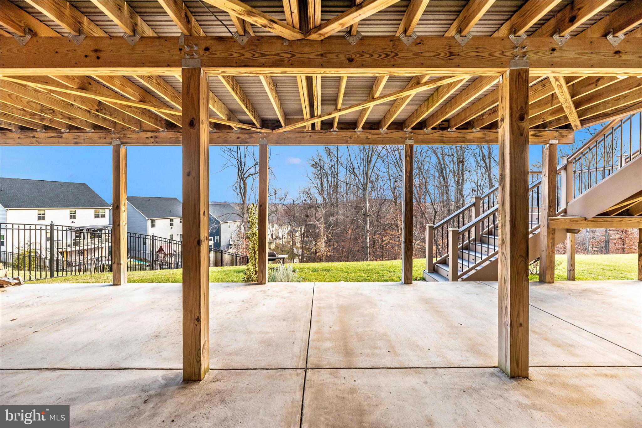 LAKE LINGANORE EAGLEHEAD - Residential