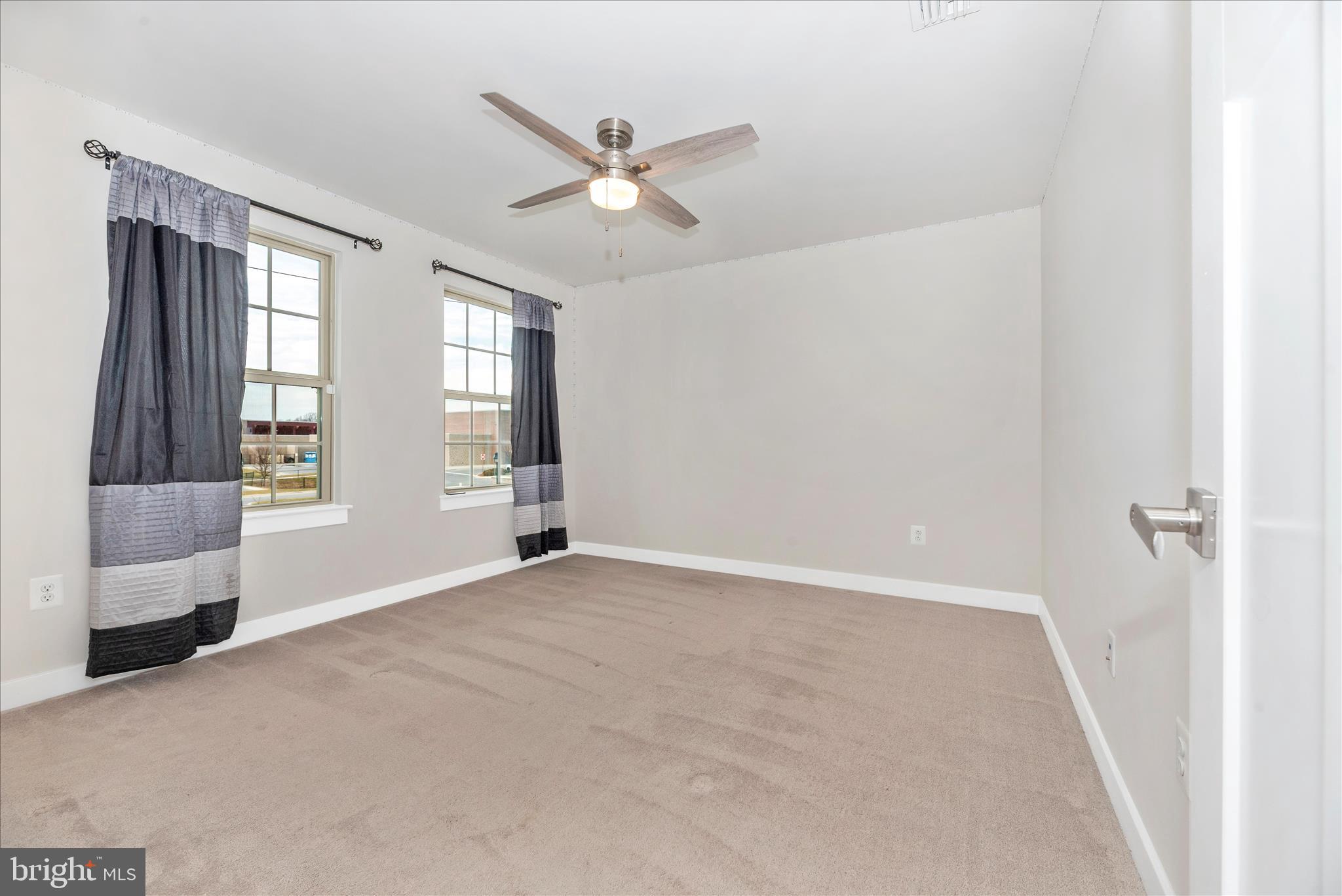 LAKE LINGANORE EAGLEHEAD - Residential