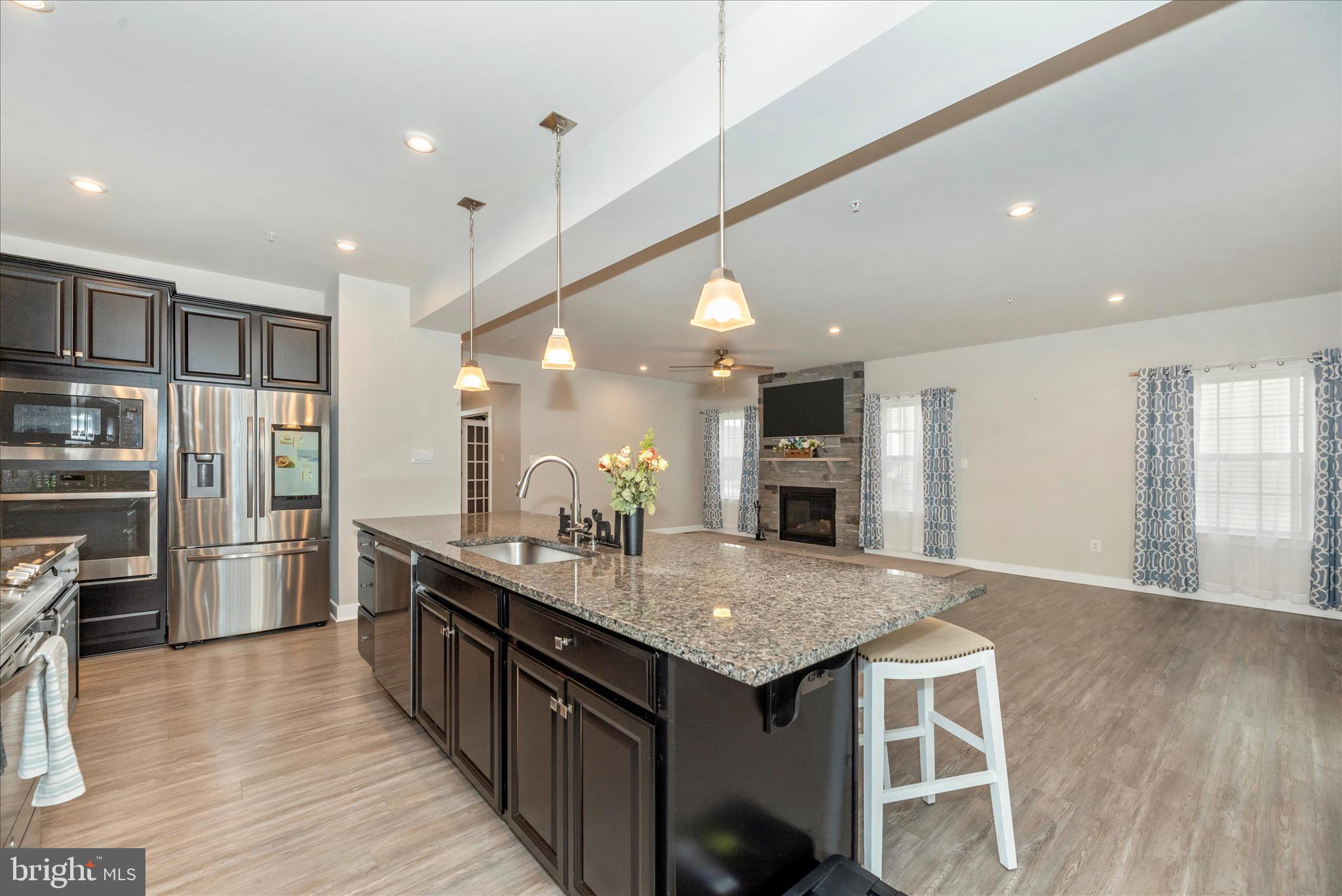 LAKE LINGANORE EAGLEHEAD - Residential