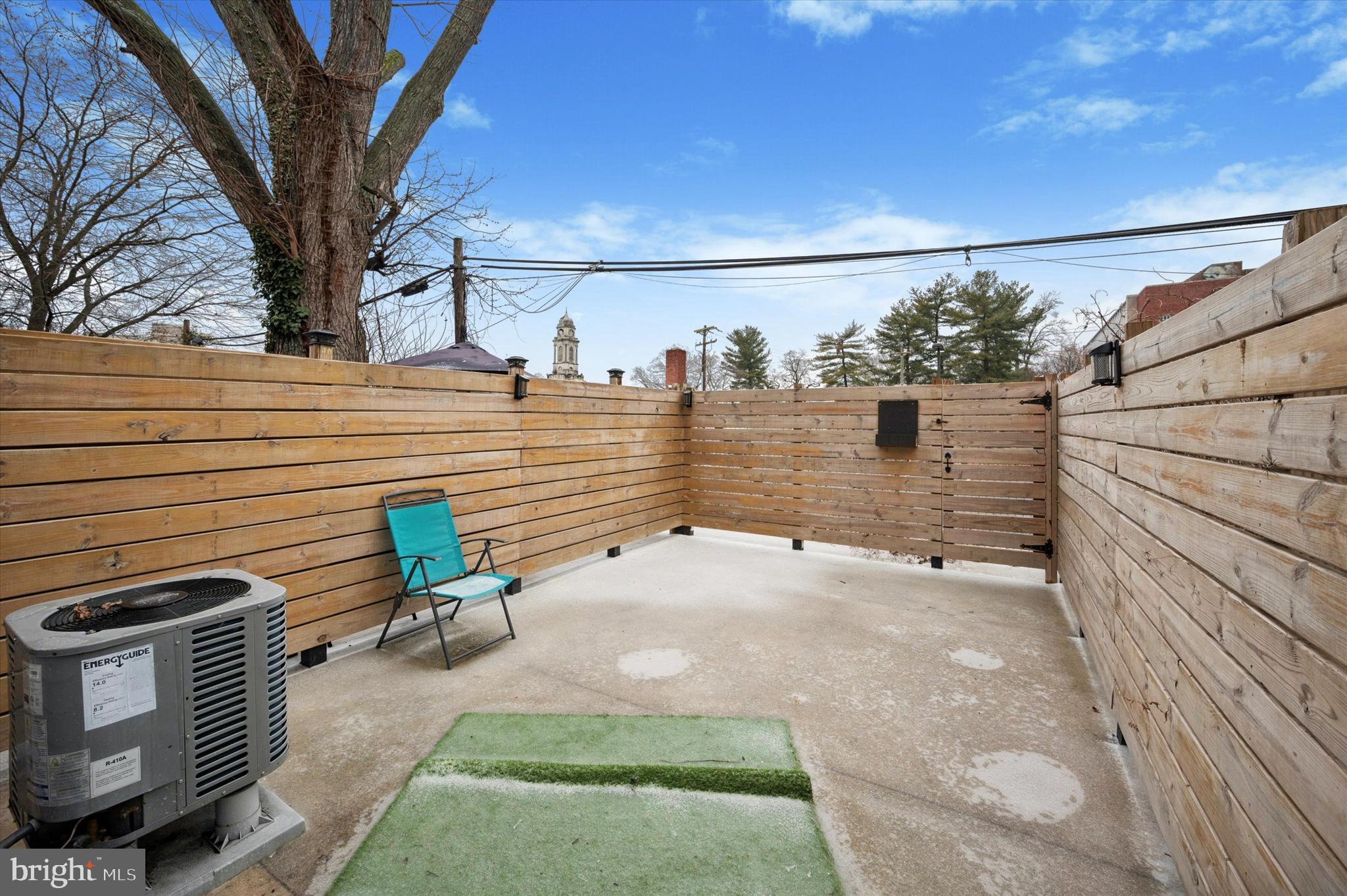 GERMANTOWN (EAST) - Residential