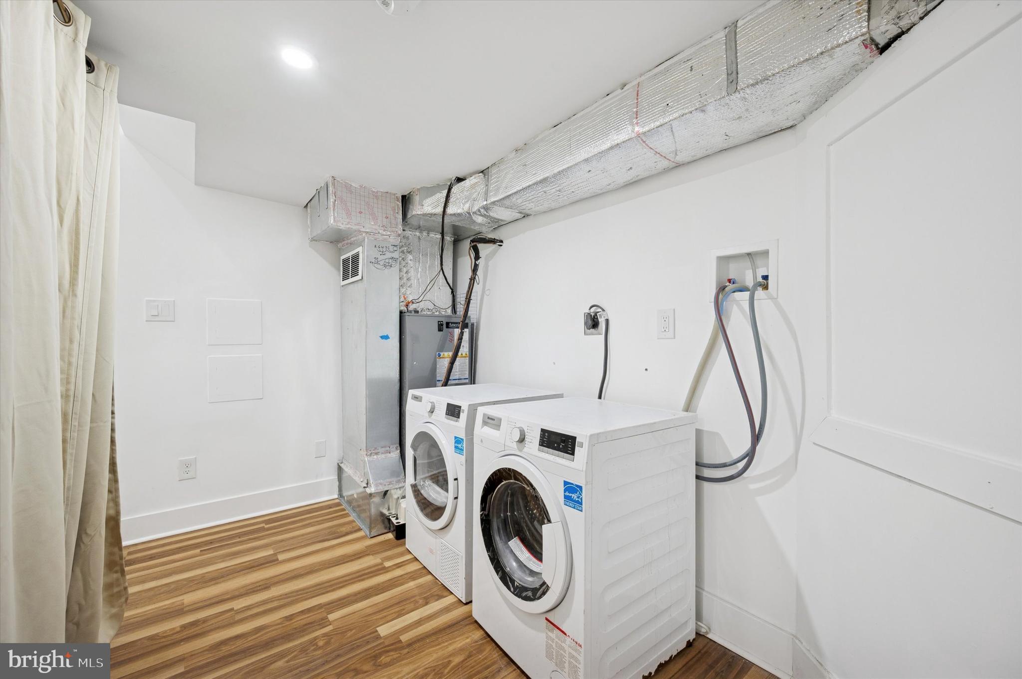 GERMANTOWN (EAST) - Residential