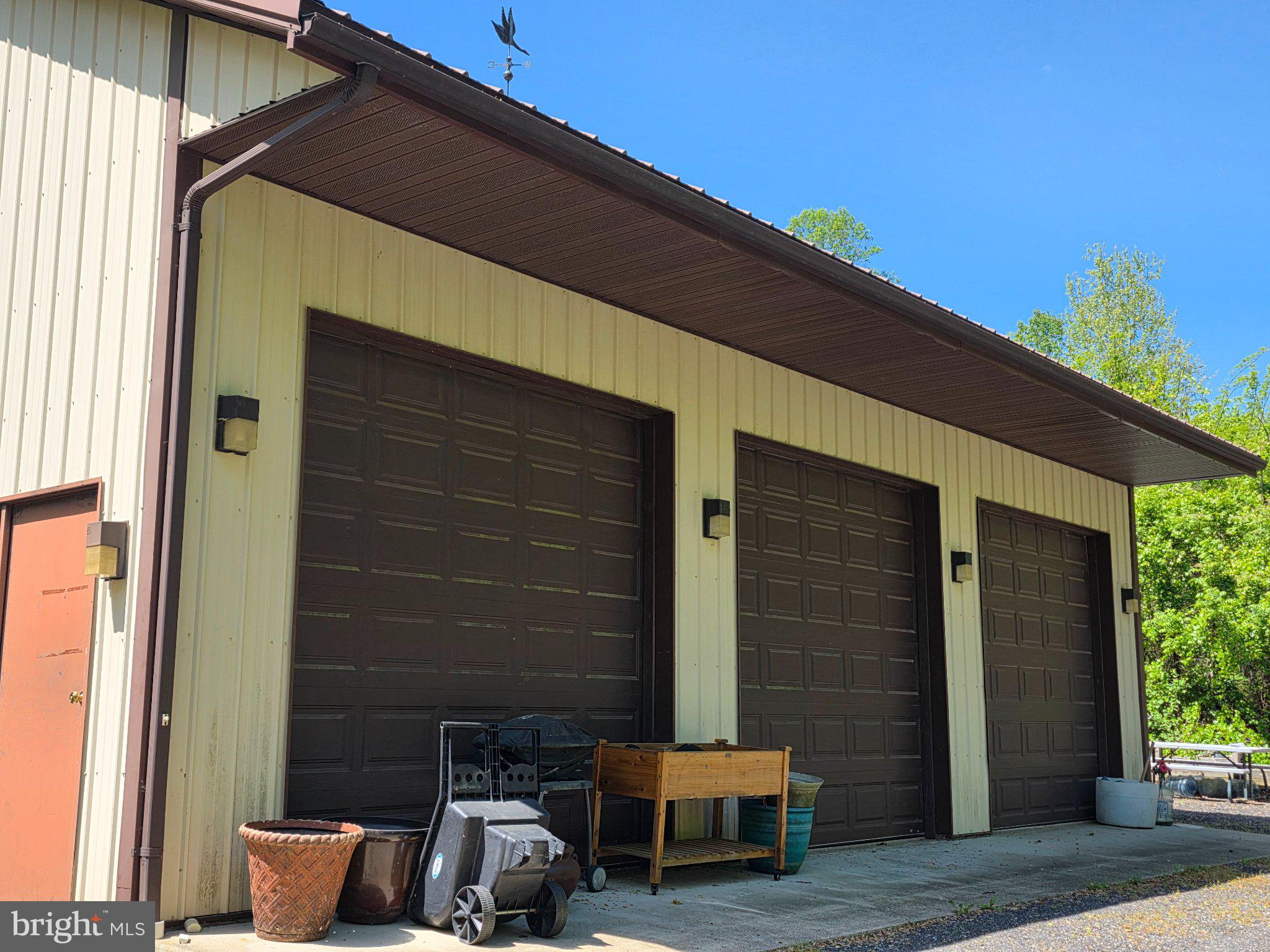 2551 REDBUD LANE