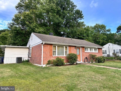 Photo of 6301 The Pkwy, ALEXANDRIA, VA 22310 (MLS # VAFX2322420)
