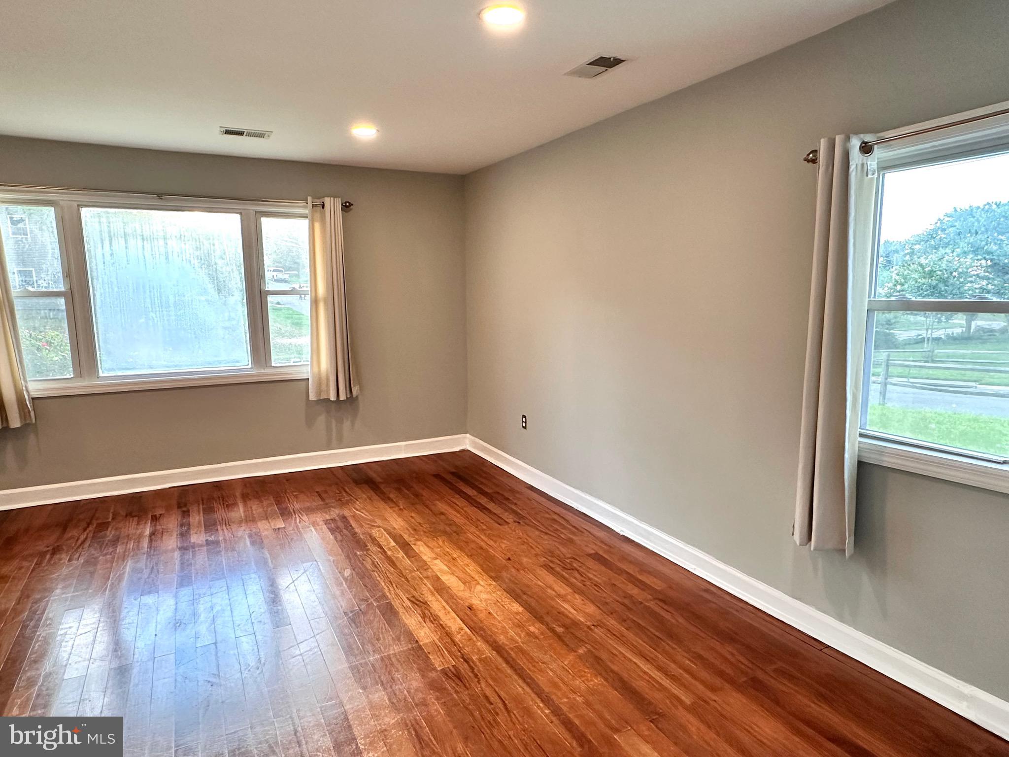 6301 THE PARKWAY