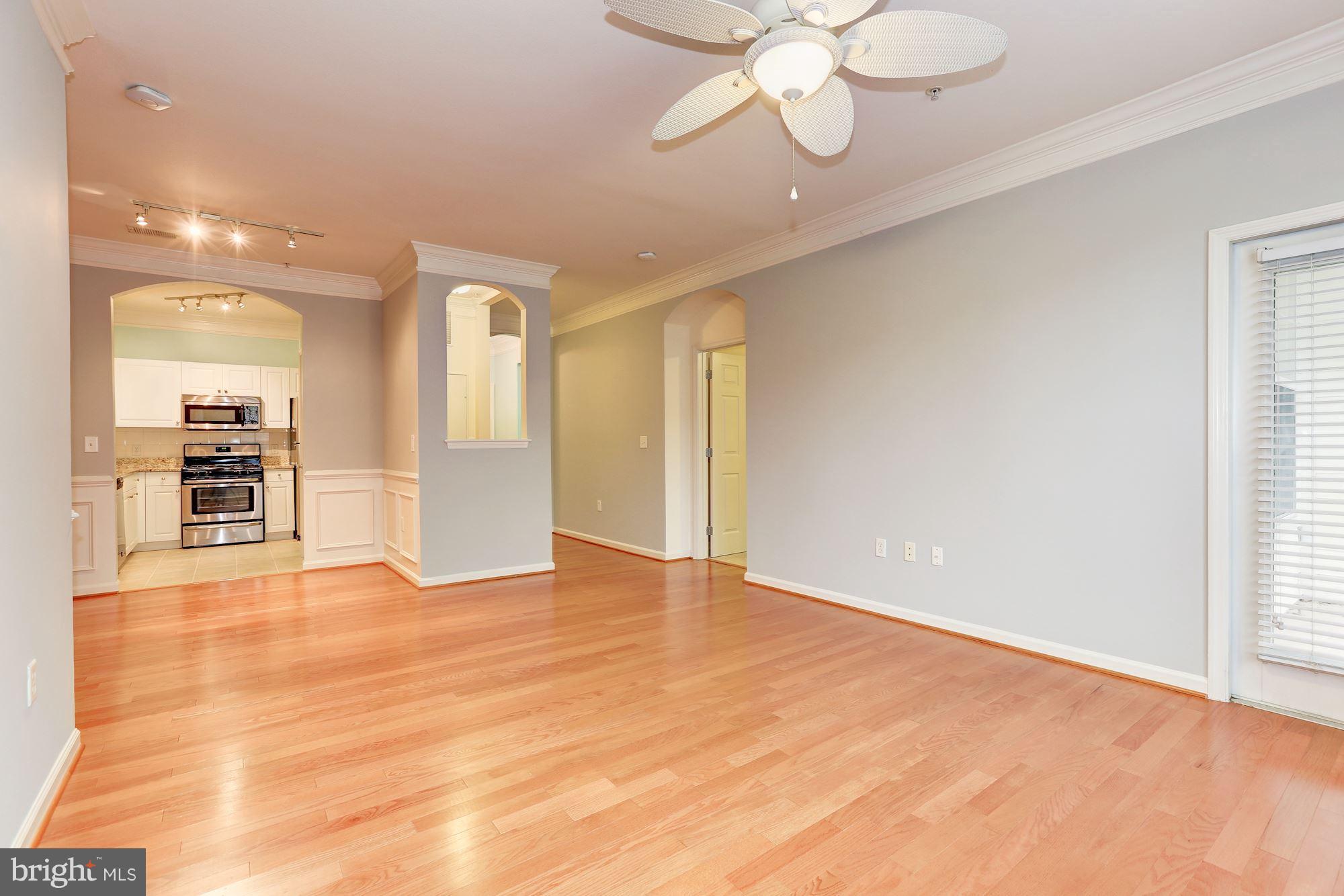 THE COLONNADE AT KENTLANDS - Residential