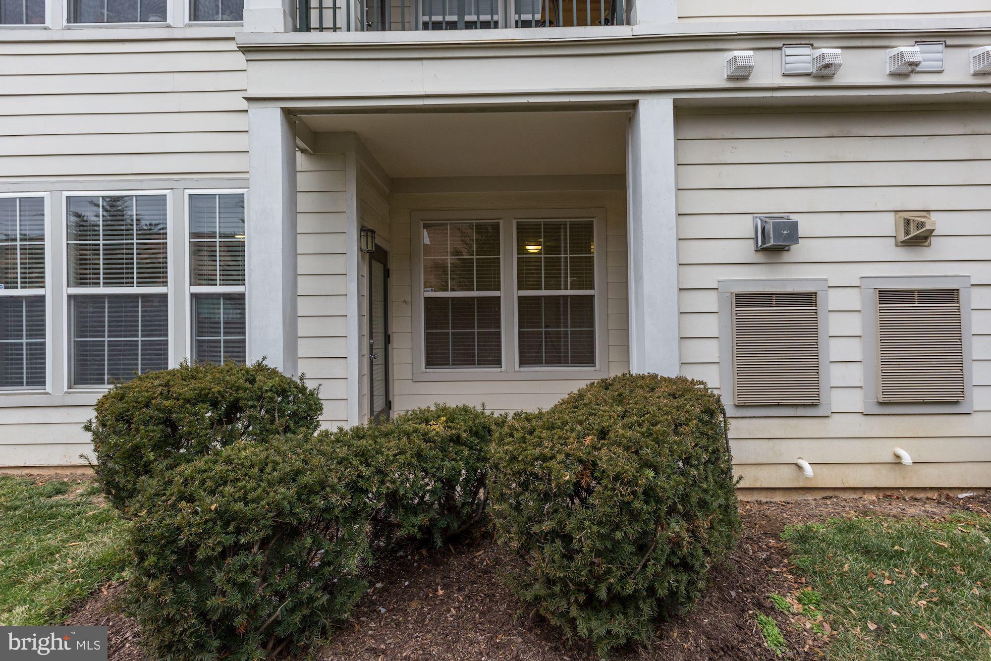 THE COLONNADE AT KENTLANDS - Residential