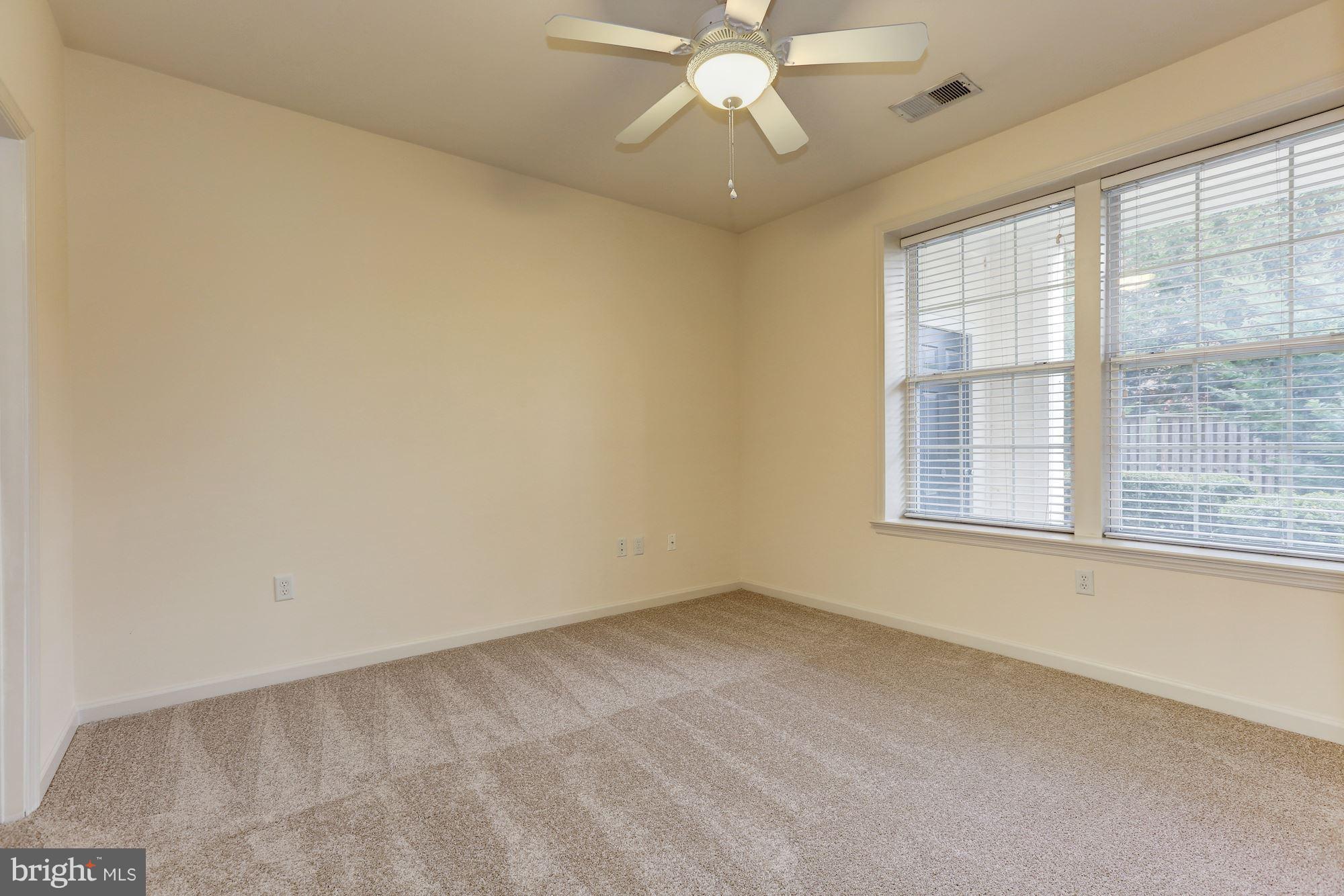 THE COLONNADE AT KENTLANDS - Residential