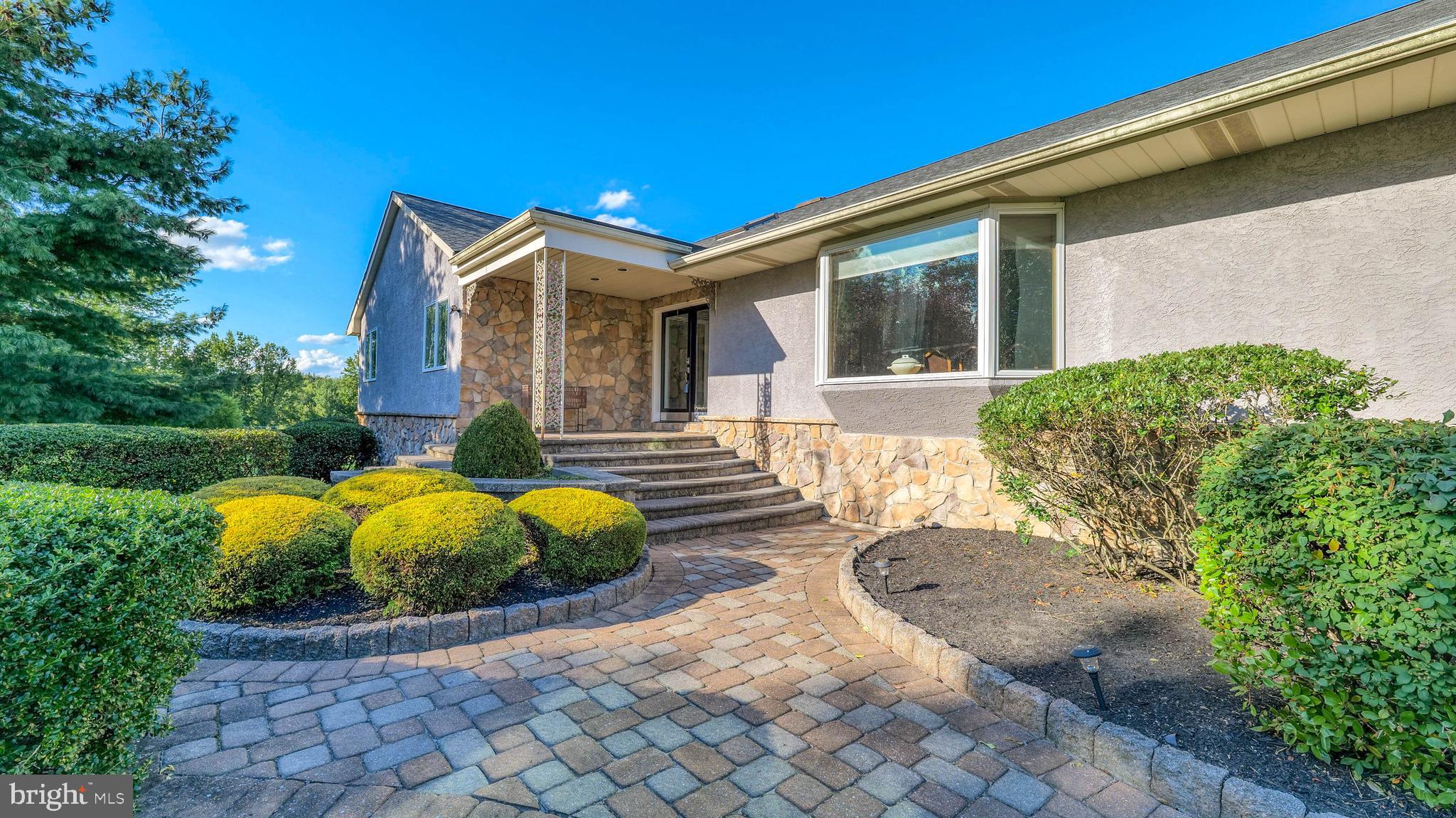 272 HARTFORD ROAD