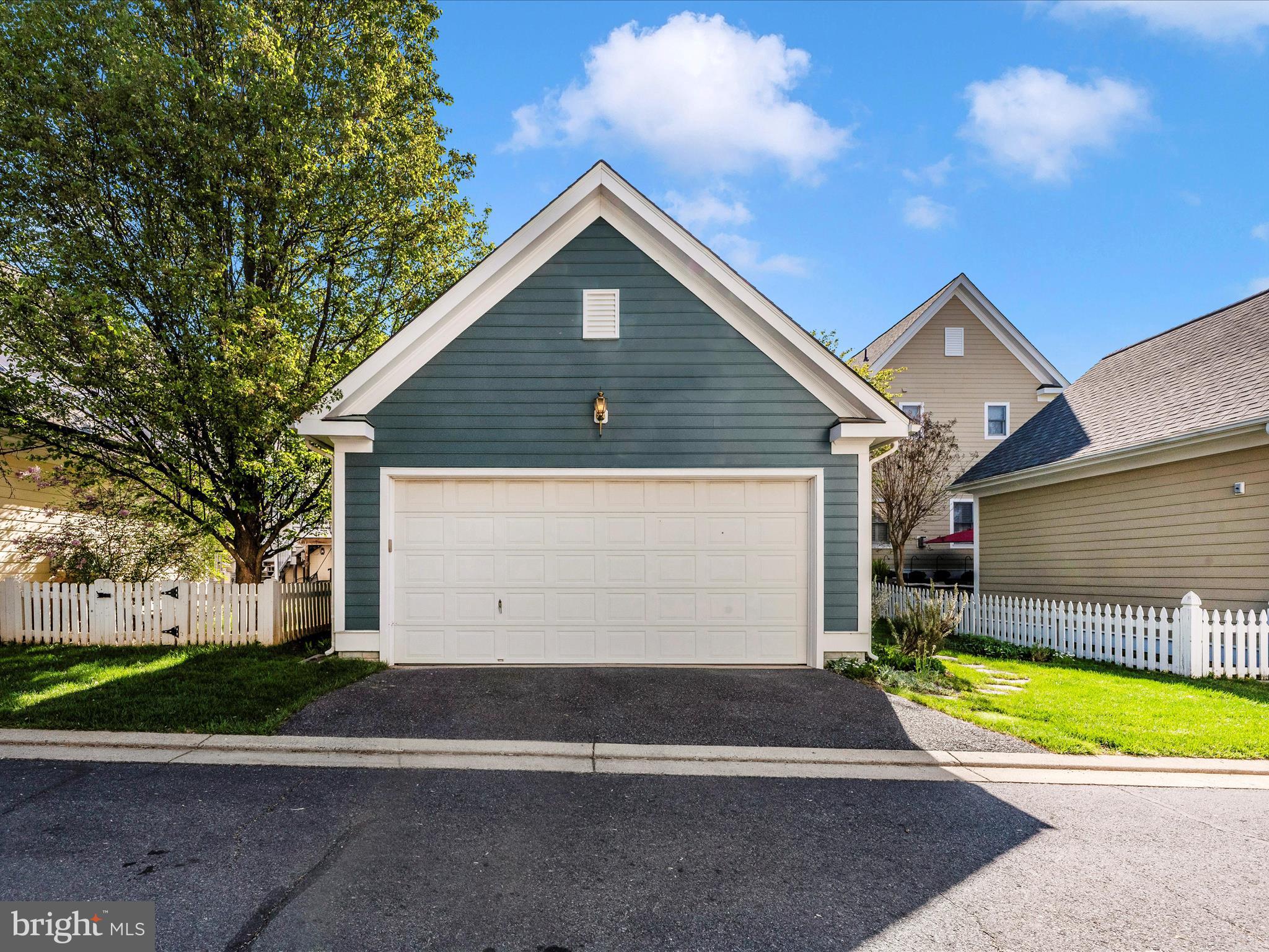 VILLAGES OF URBANA - Residential