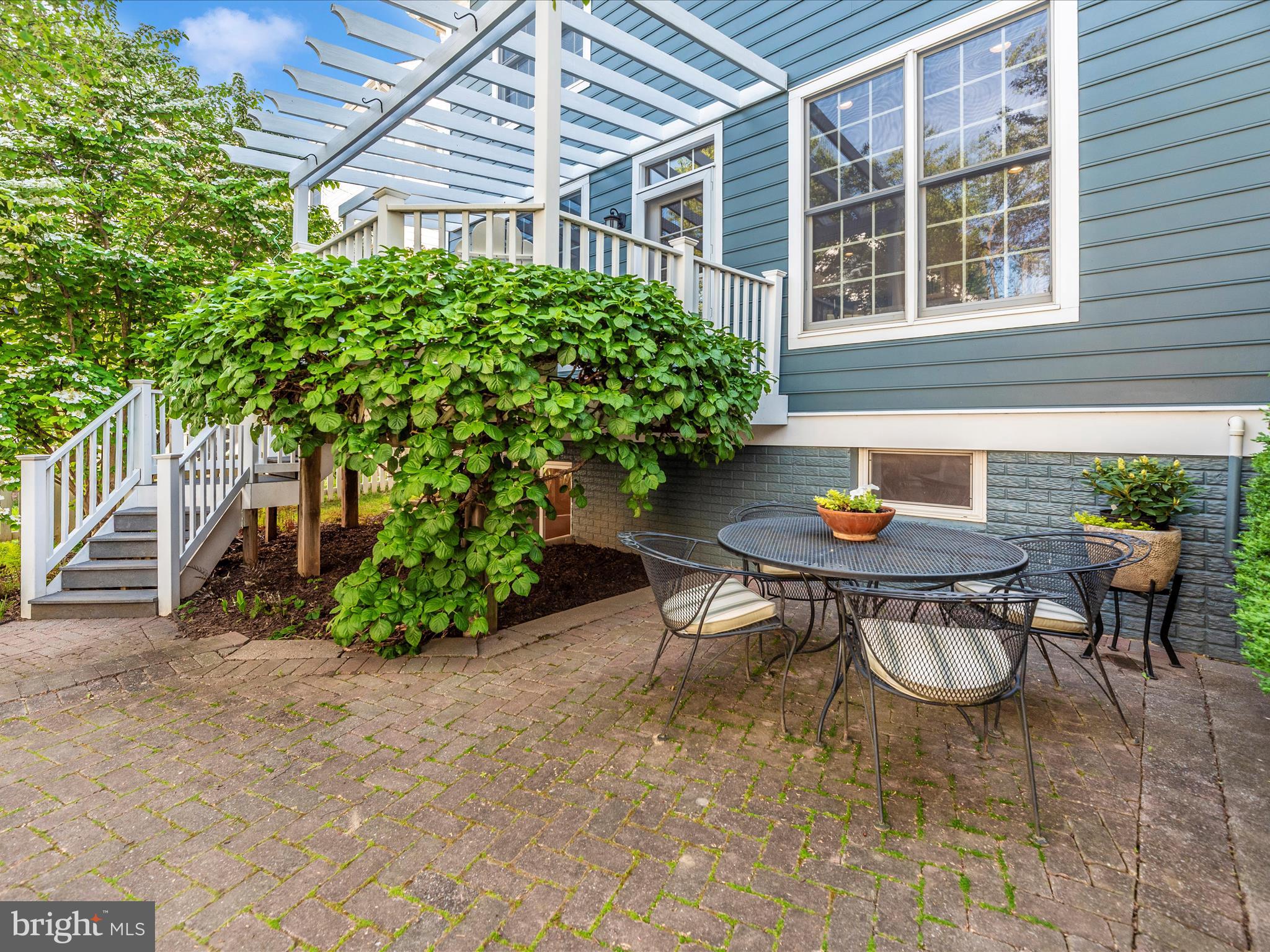 VILLAGES OF URBANA - Residential