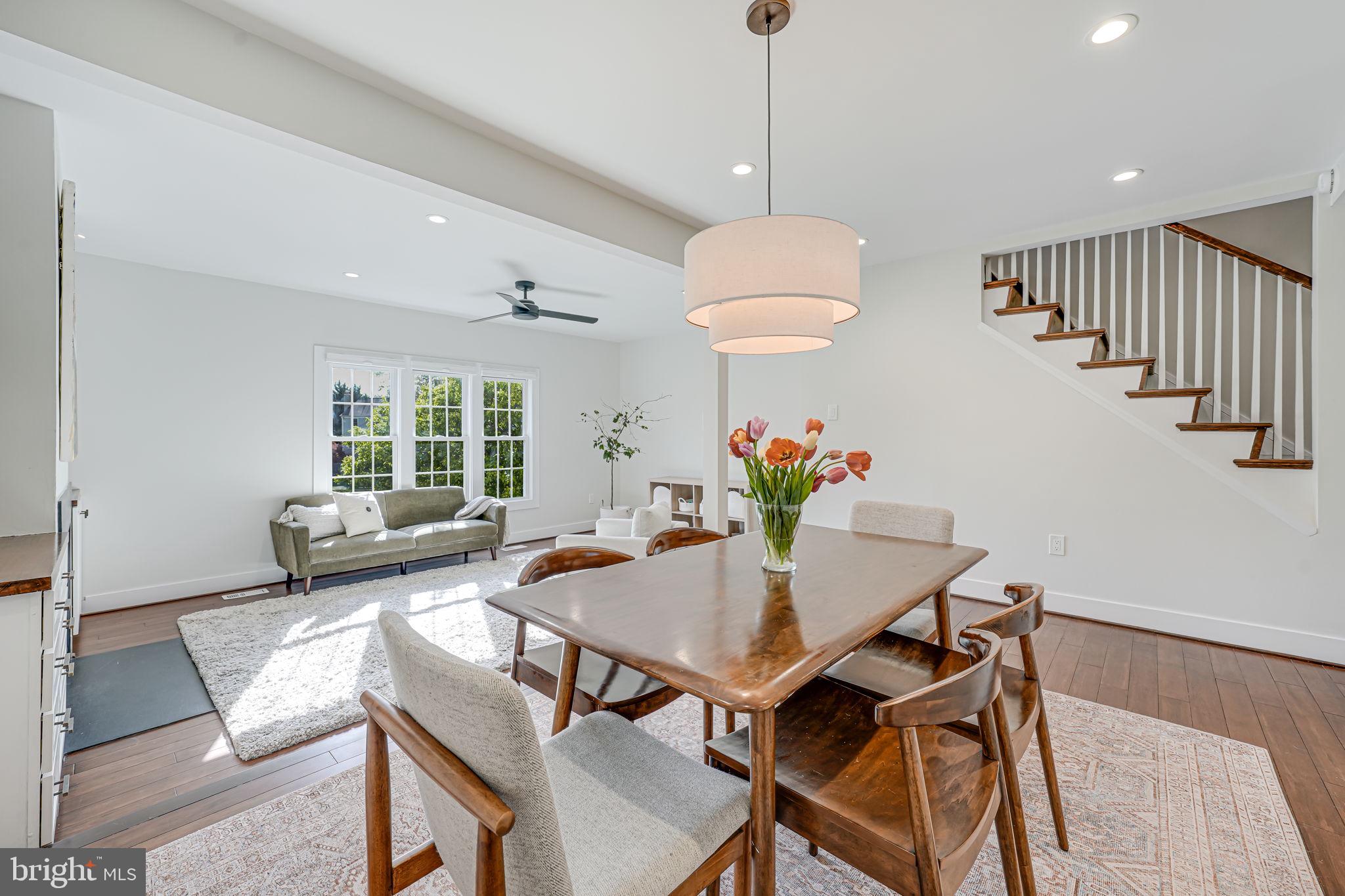 LAKEPOINTE - Residential