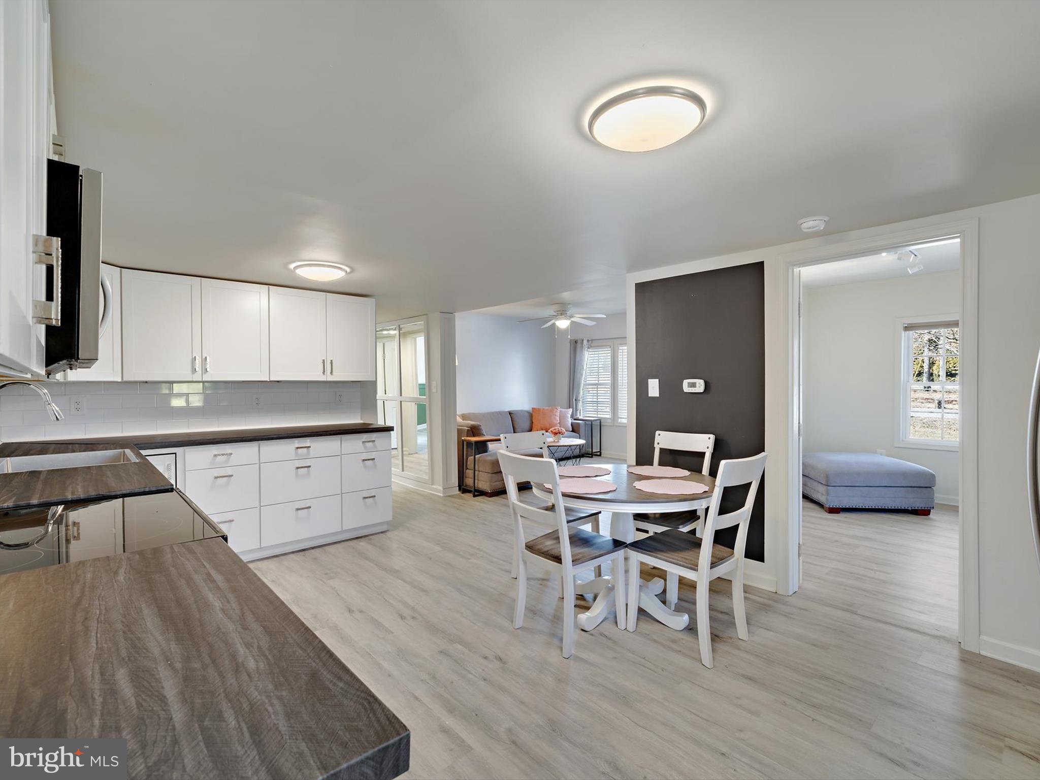 ELVATON ACRES - Residential