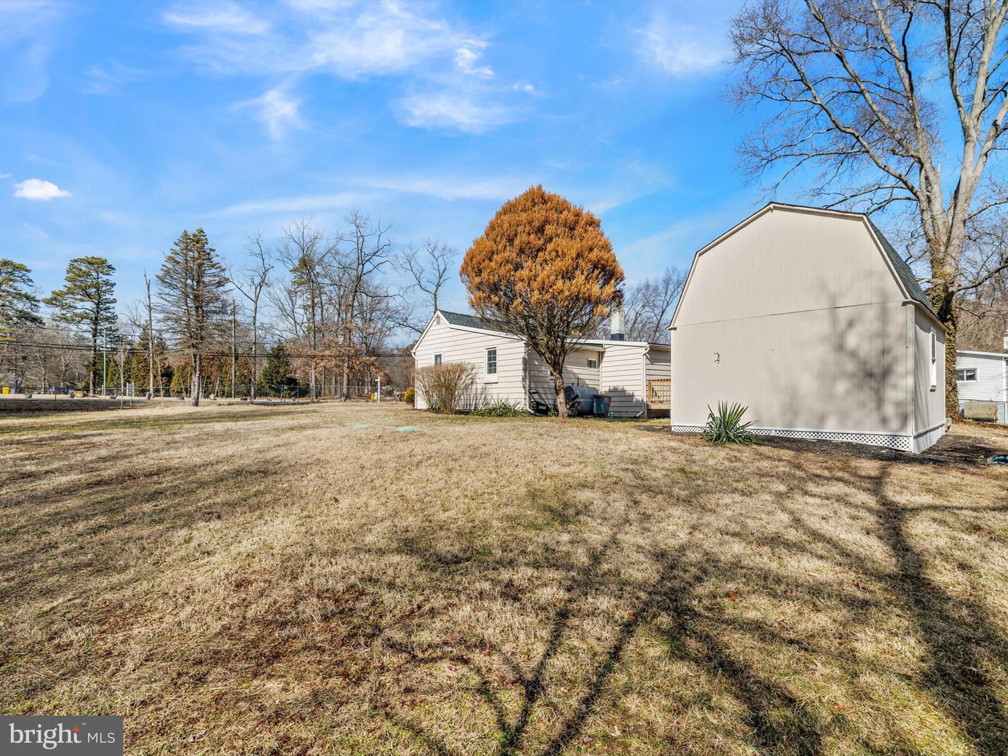 ELVATON ACRES - Residential