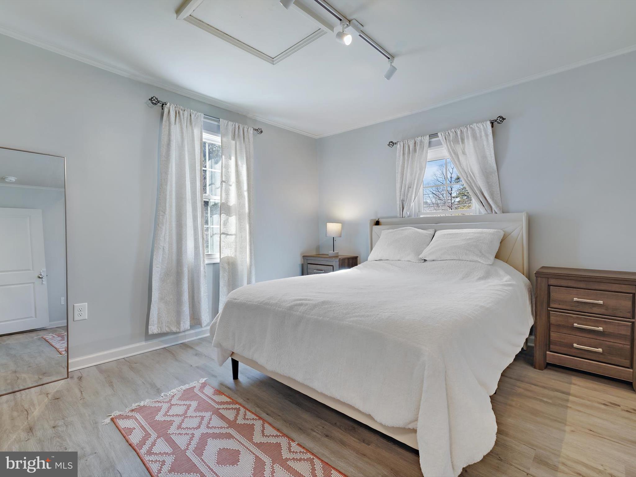 ELVATON ACRES - Residential