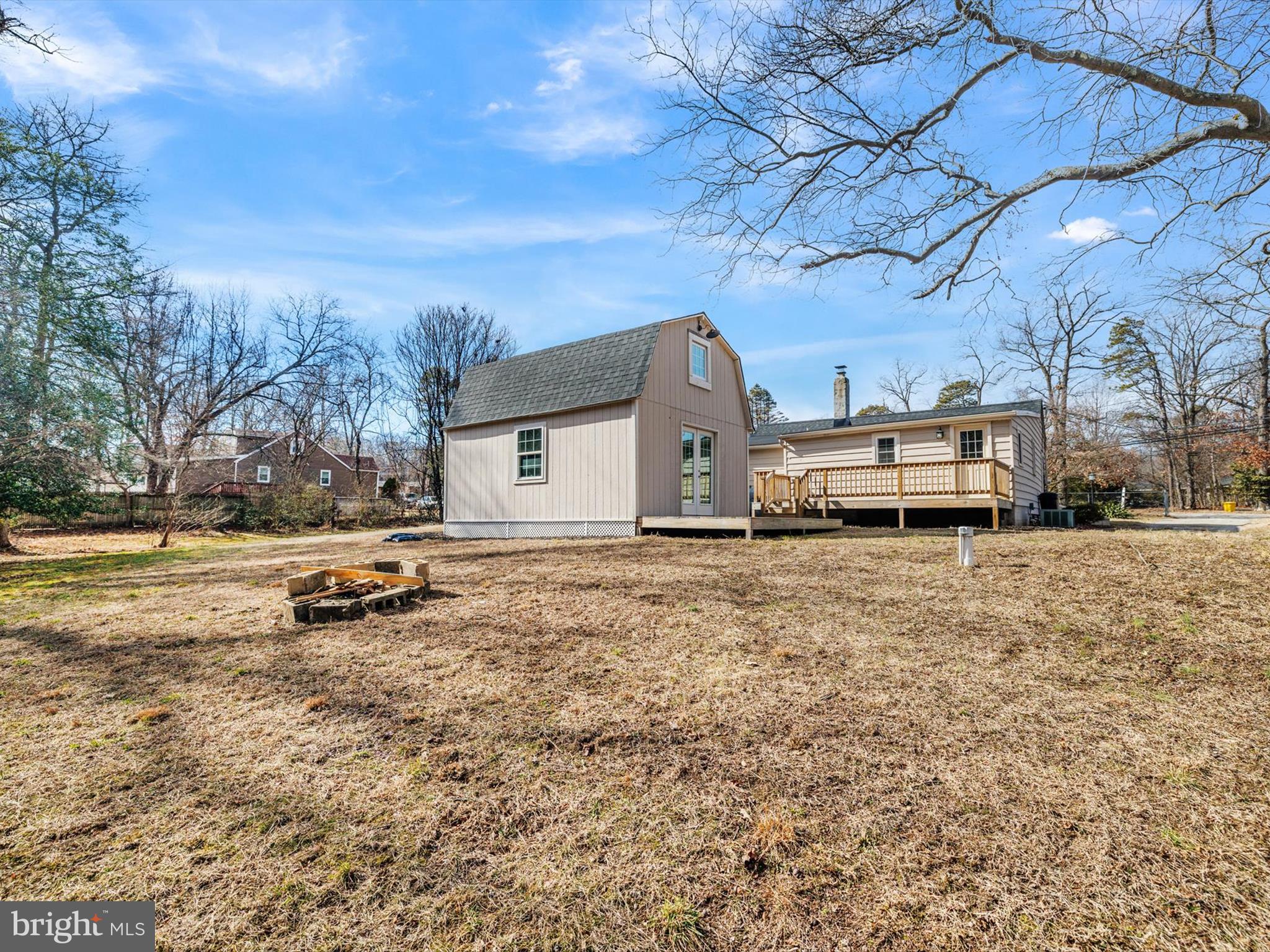 ELVATON ACRES - Residential