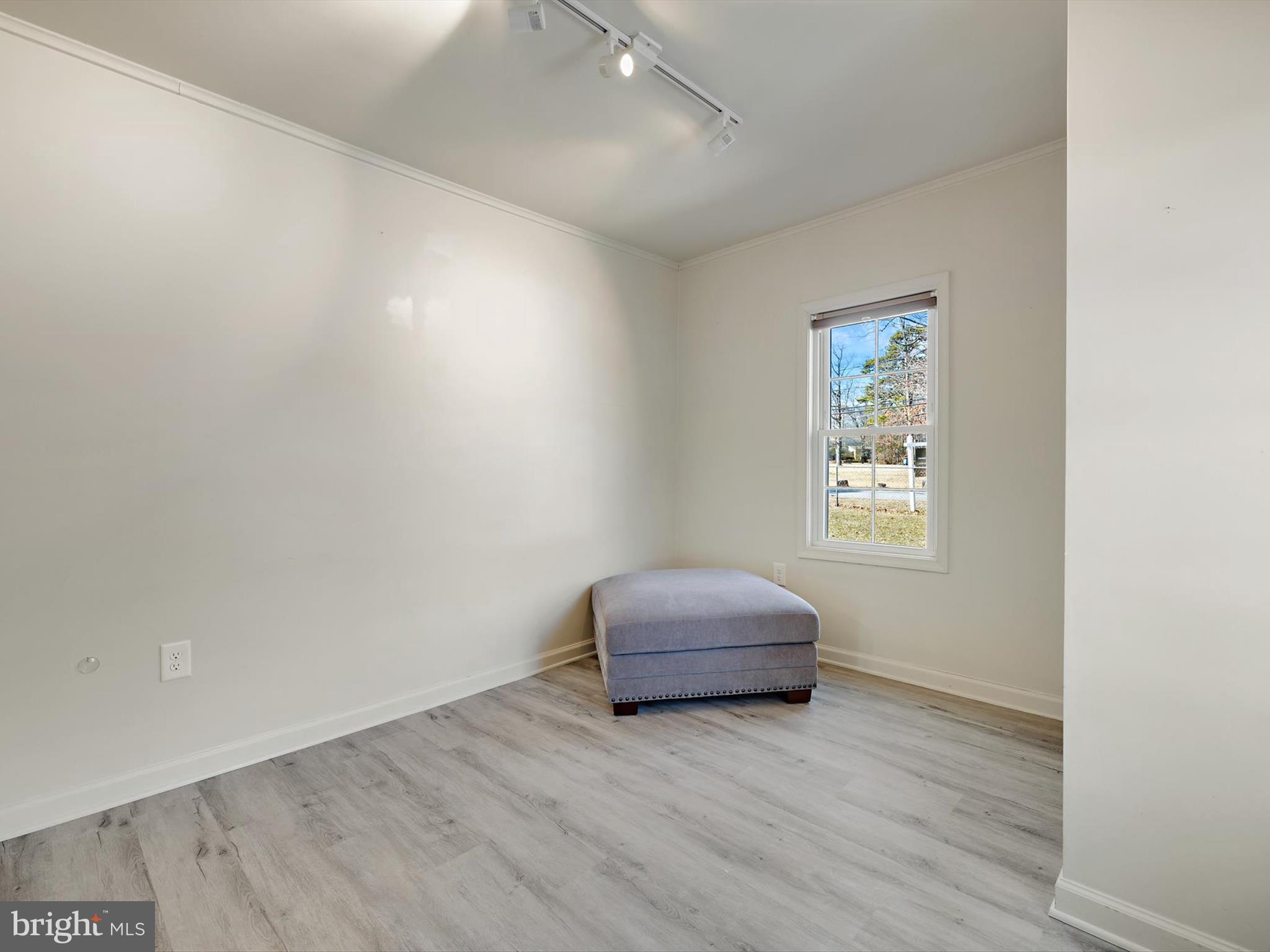 ELVATON ACRES - Residential