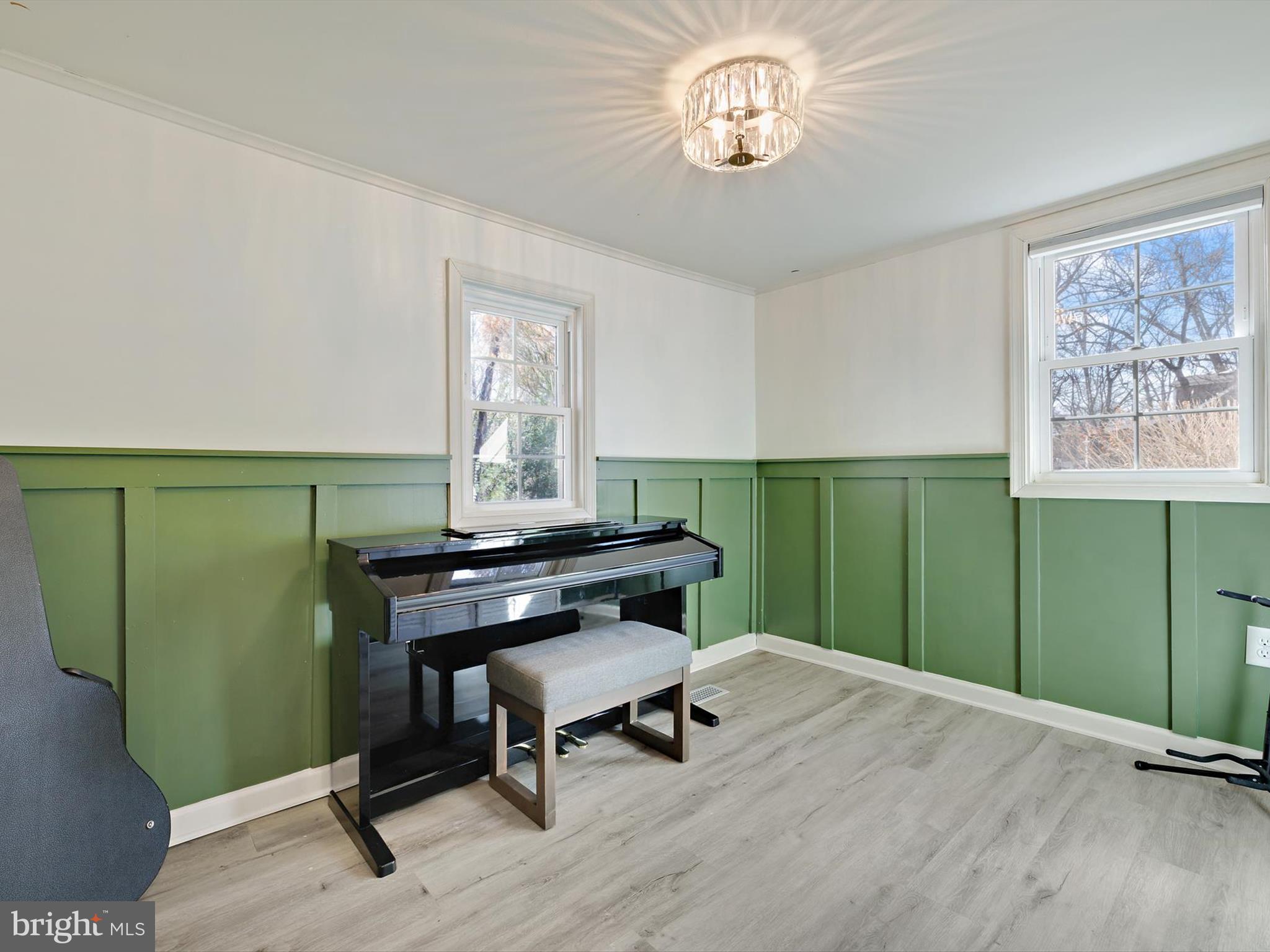 ELVATON ACRES - Residential