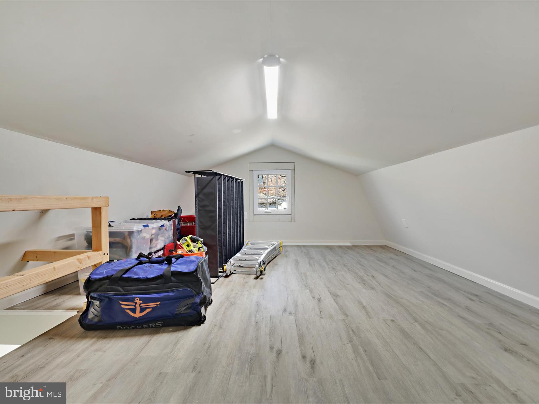 ELVATON ACRES - Residential