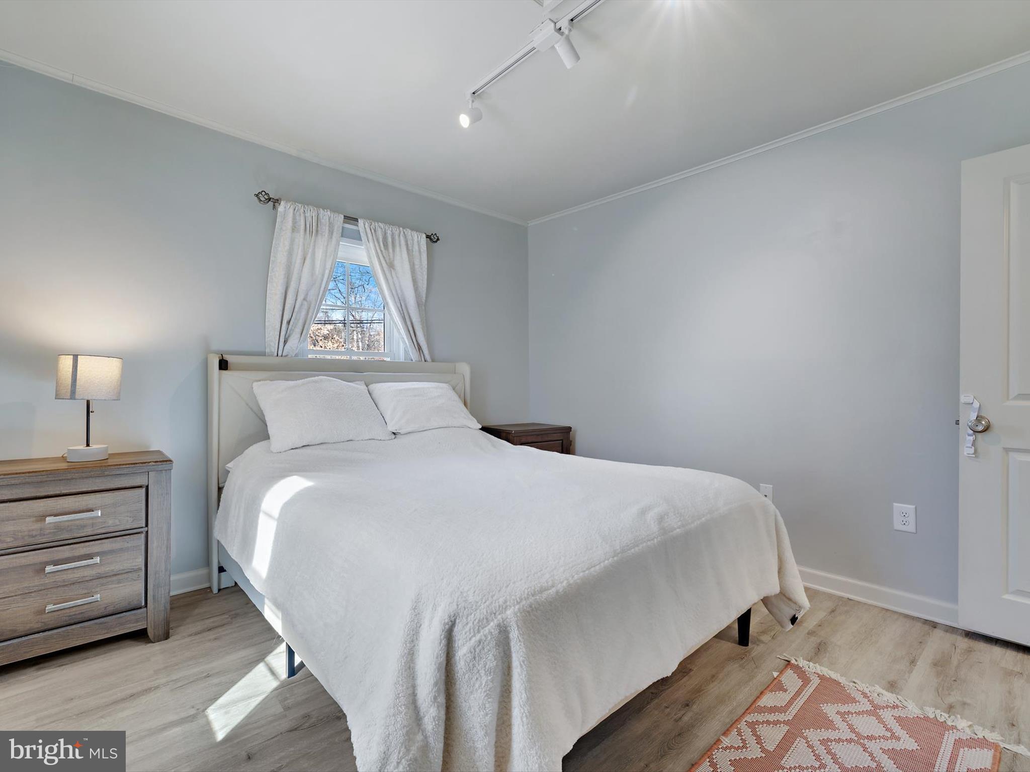 ELVATON ACRES - Residential