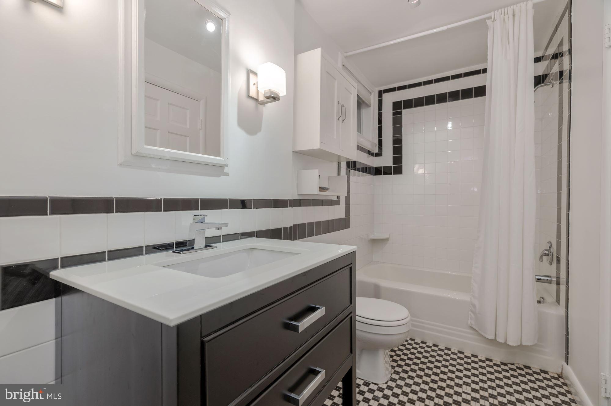 RIVERWOOD - Residential